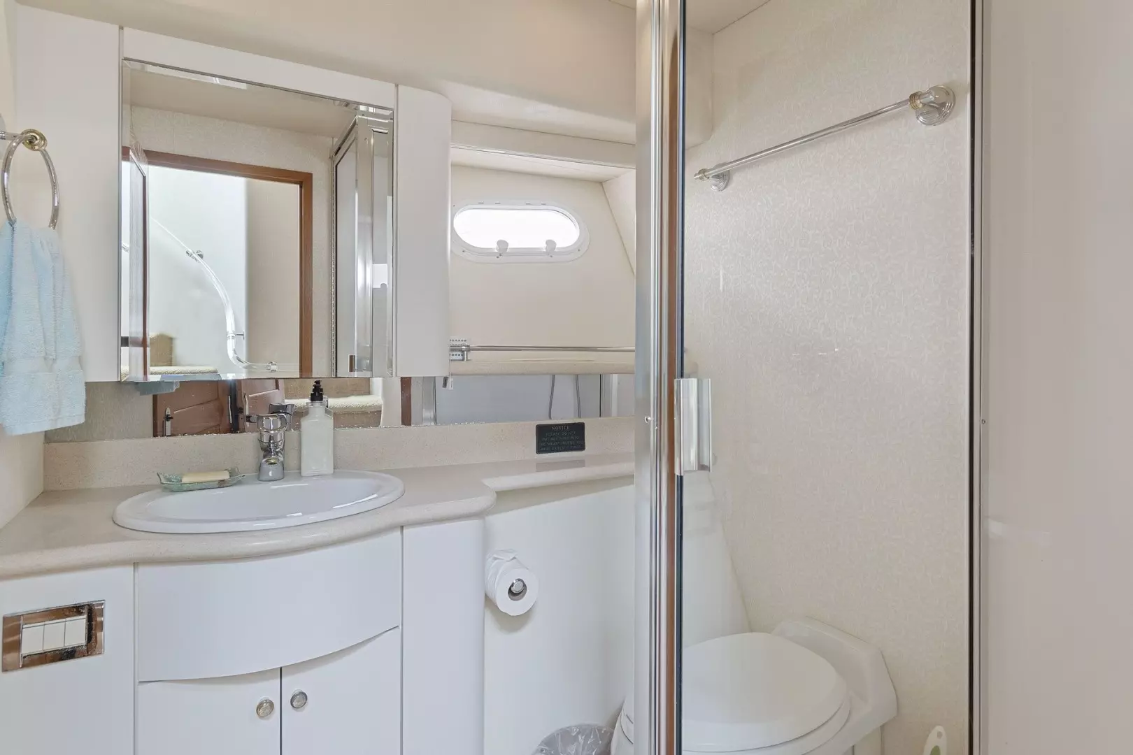 2000 Pacific Mariner 65 Motoryacht - Image 41