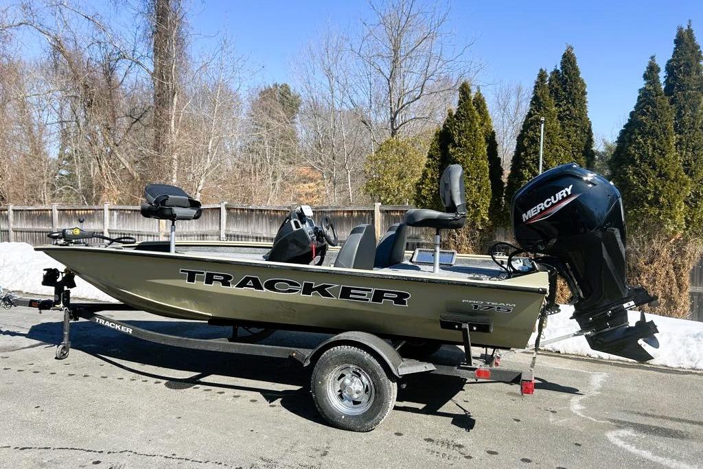 2026 Tracker Pro Team 175