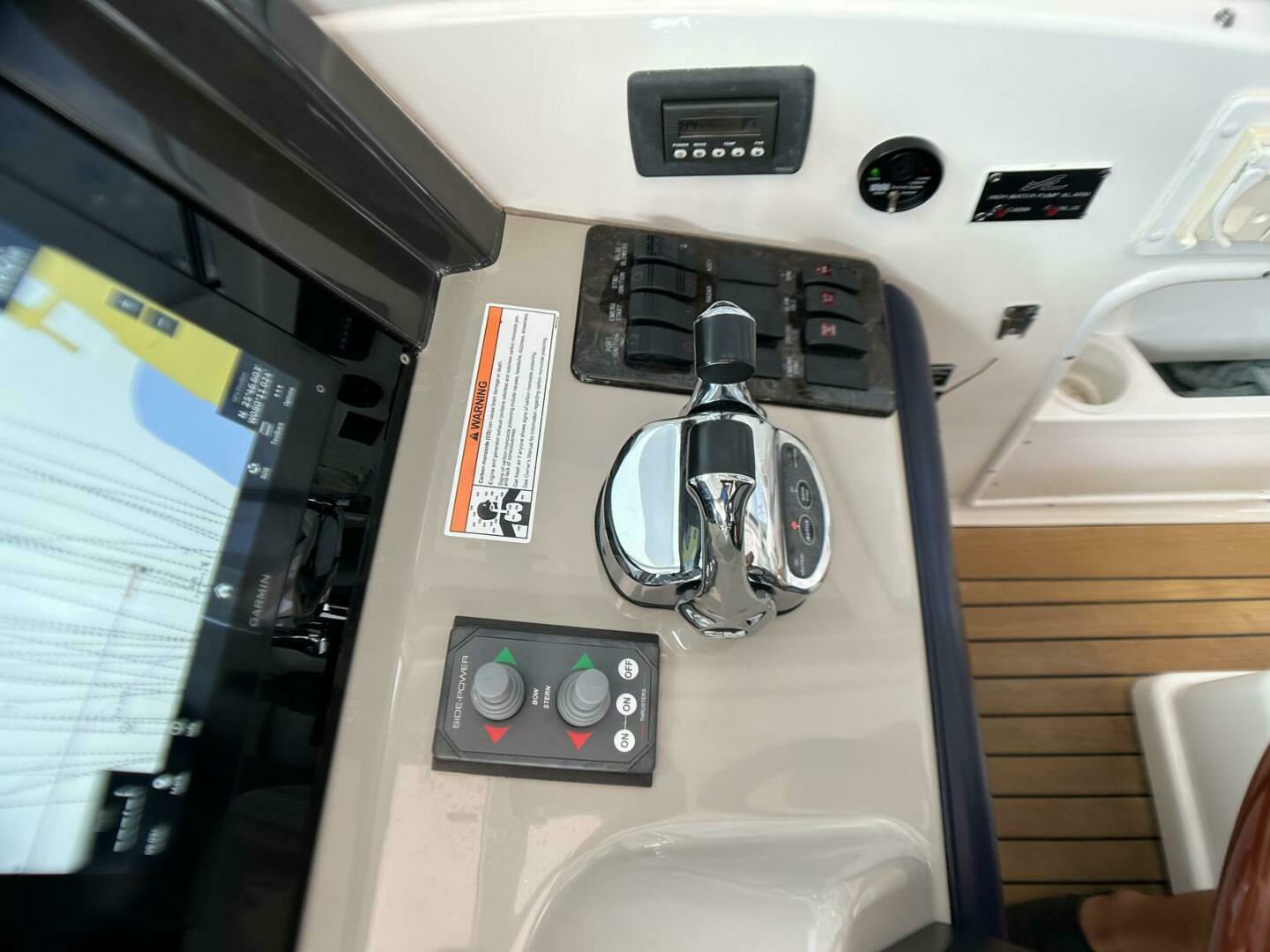 2008 Sea Ray 480 Sundancer - Image 39