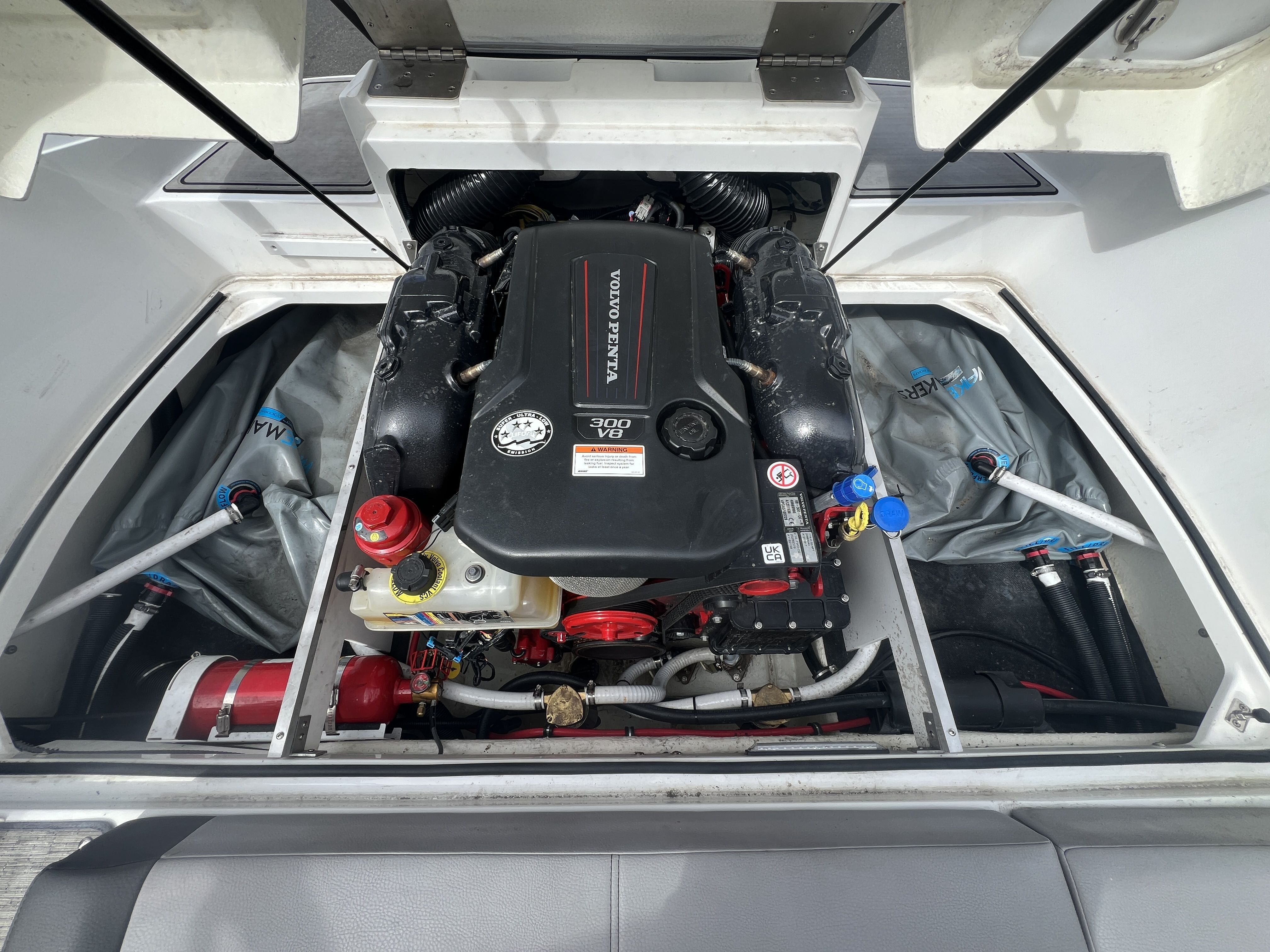 2023 Cobalt CS23 Surf - 20