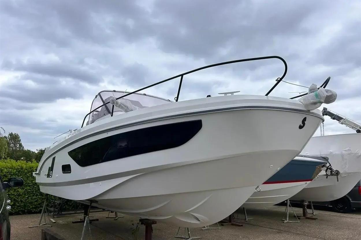 2023 Beneteau Flyer 9 SUNdeck