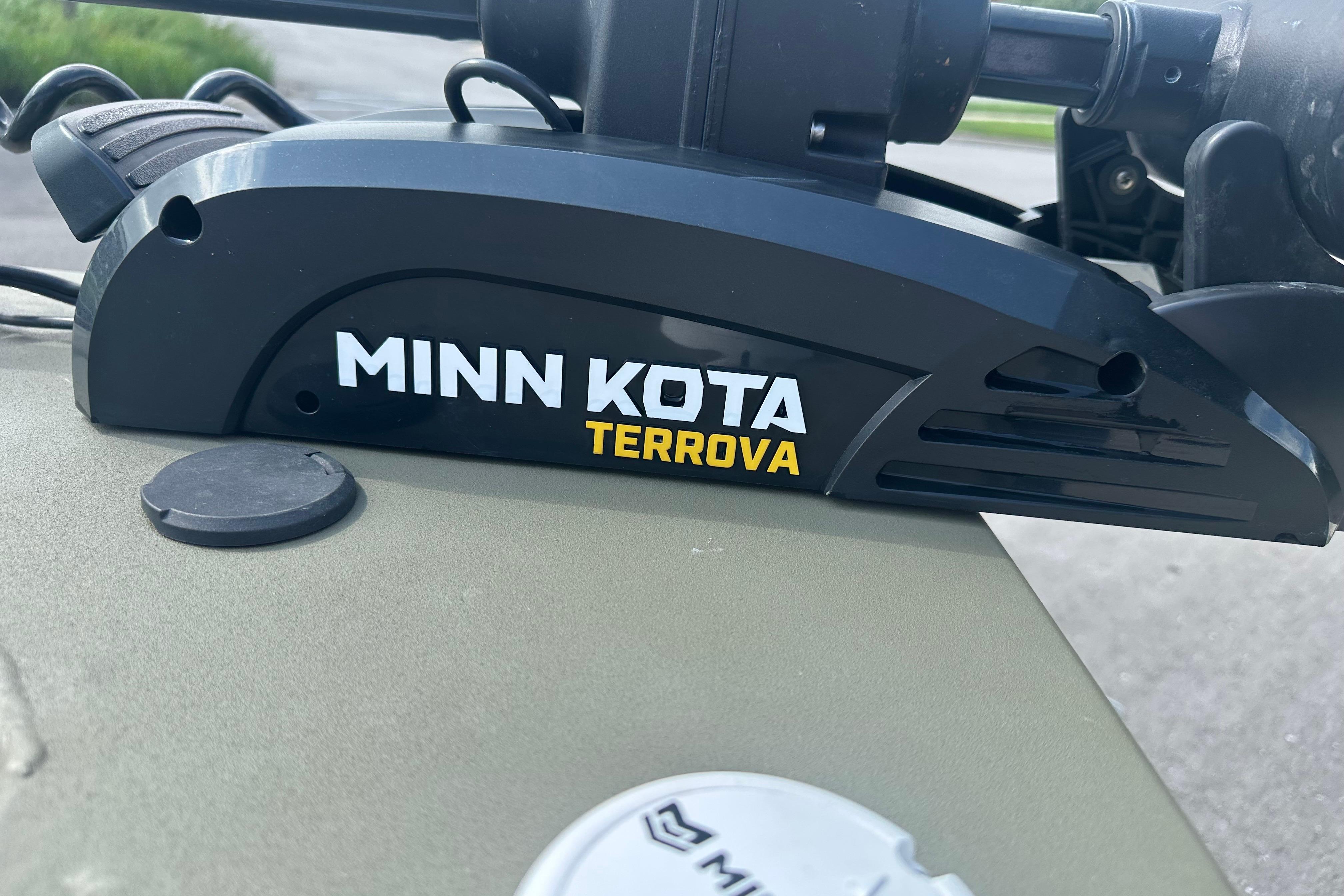 Minn Kota Terrova motor on 2024 Tracker Grizzly 1648 SC boat.
