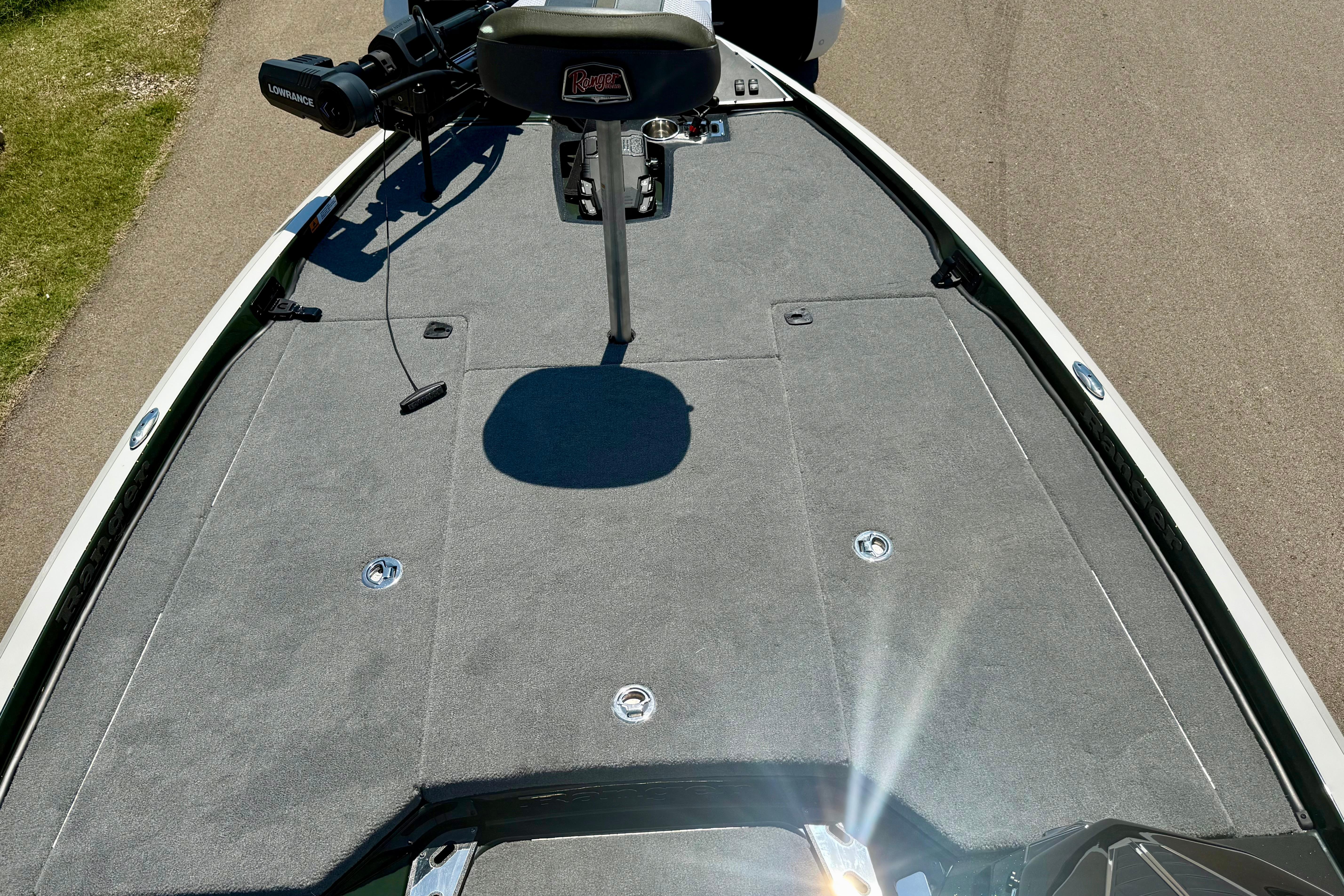 2026 Ranger Z519R boat deck with carpeted surface and fishing seat.