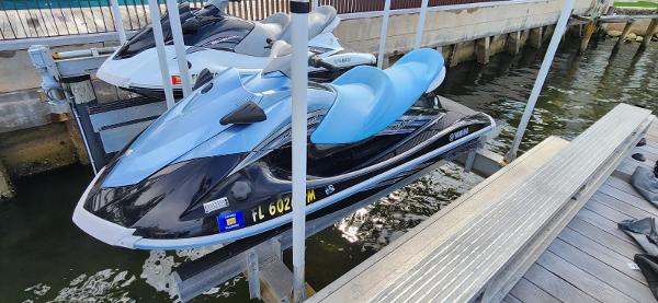 2011 Yamaha WaveRunner VX - 7