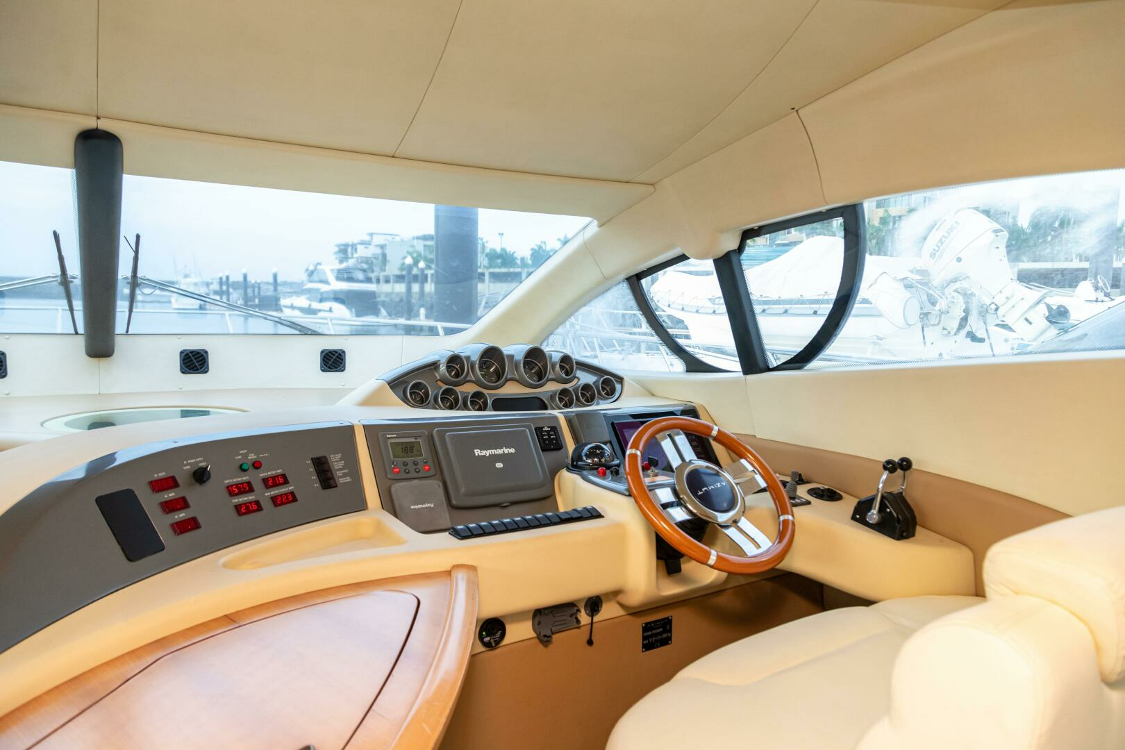 2009 Azimut Flybridge - Image 15