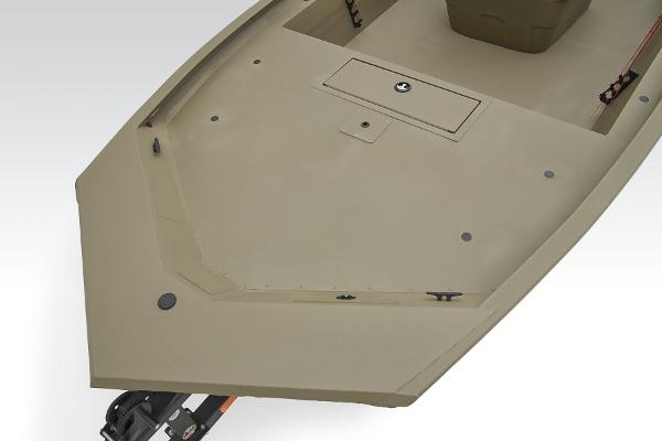 2024 Tracker Grizzly 1860 CC - 8