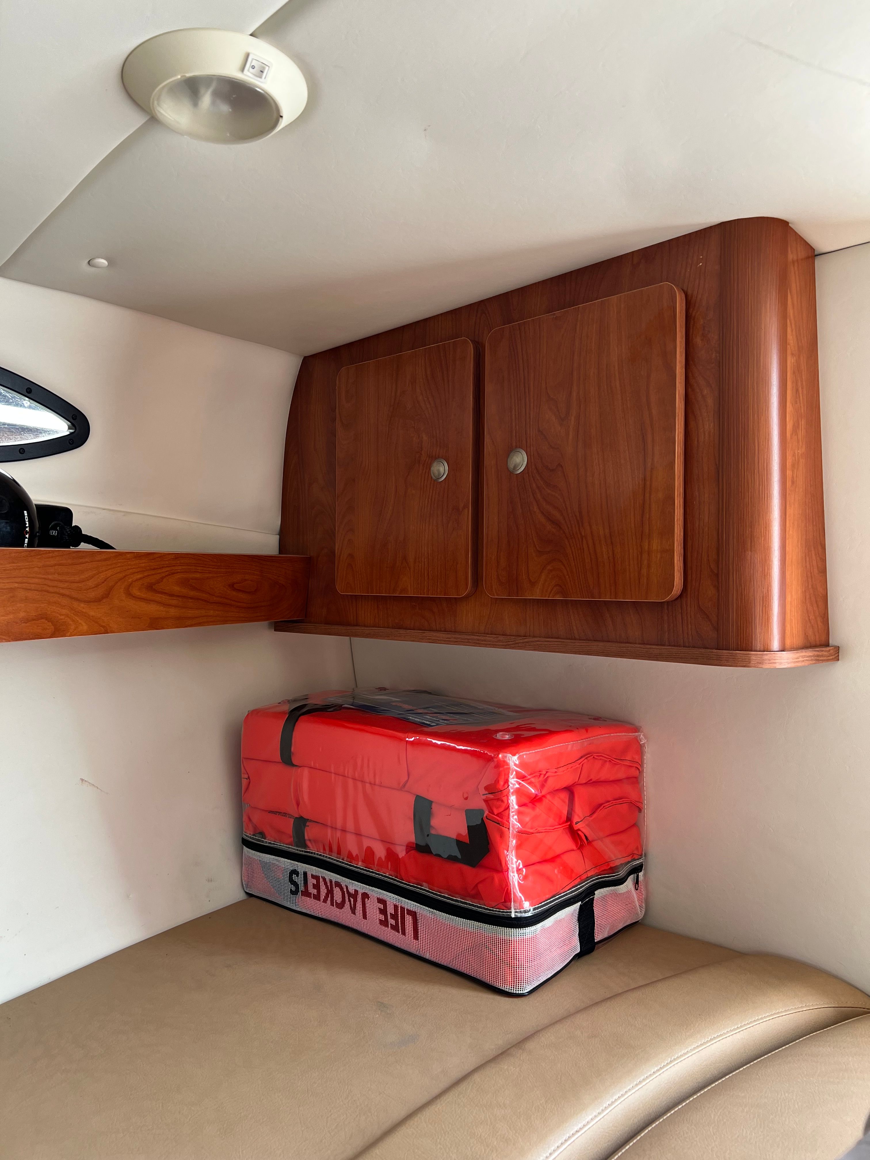 2013 Rinker 246 Captiva Cuddy - 37