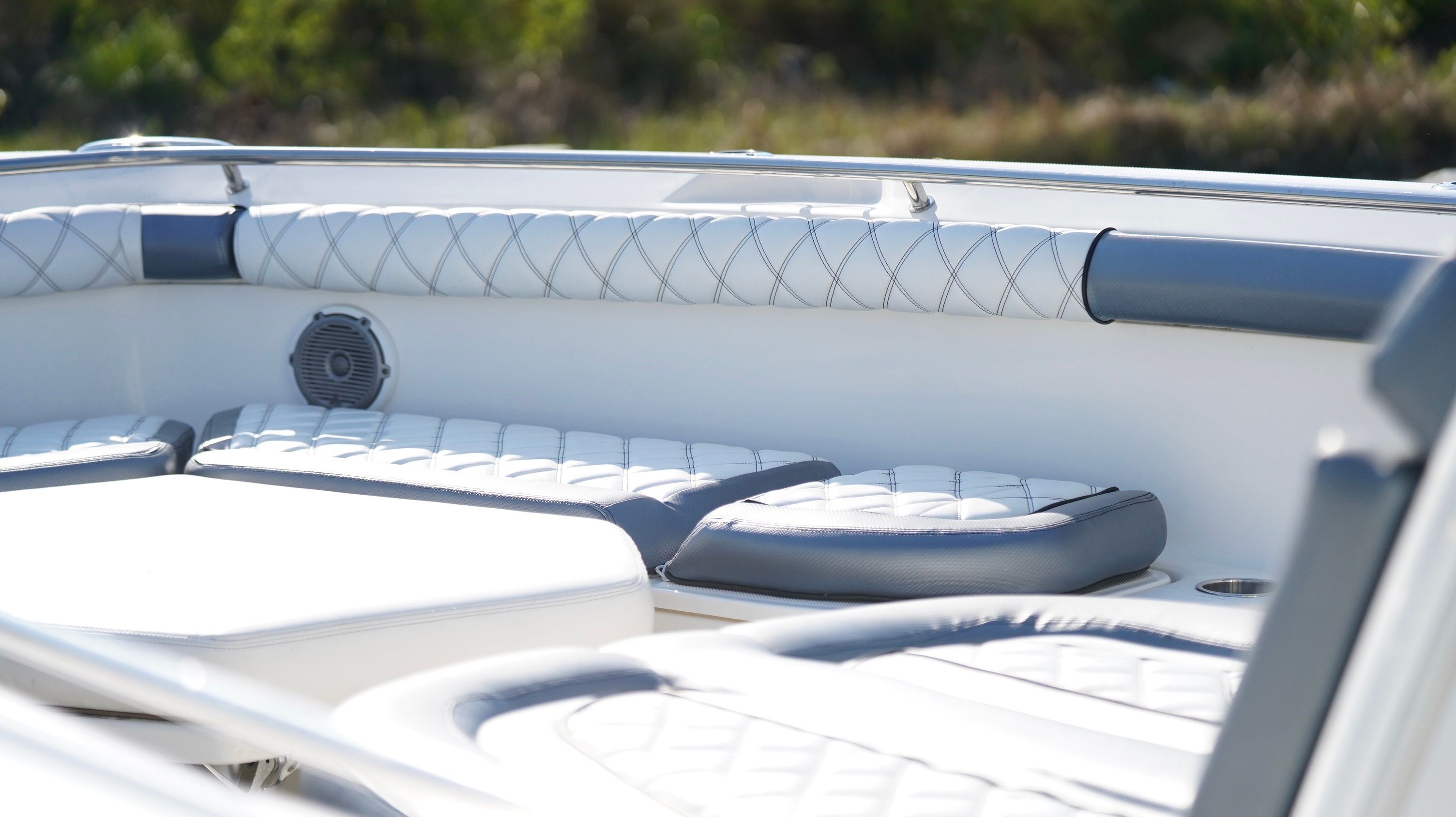 2013 Boston Whaler 350 Outrage - 139