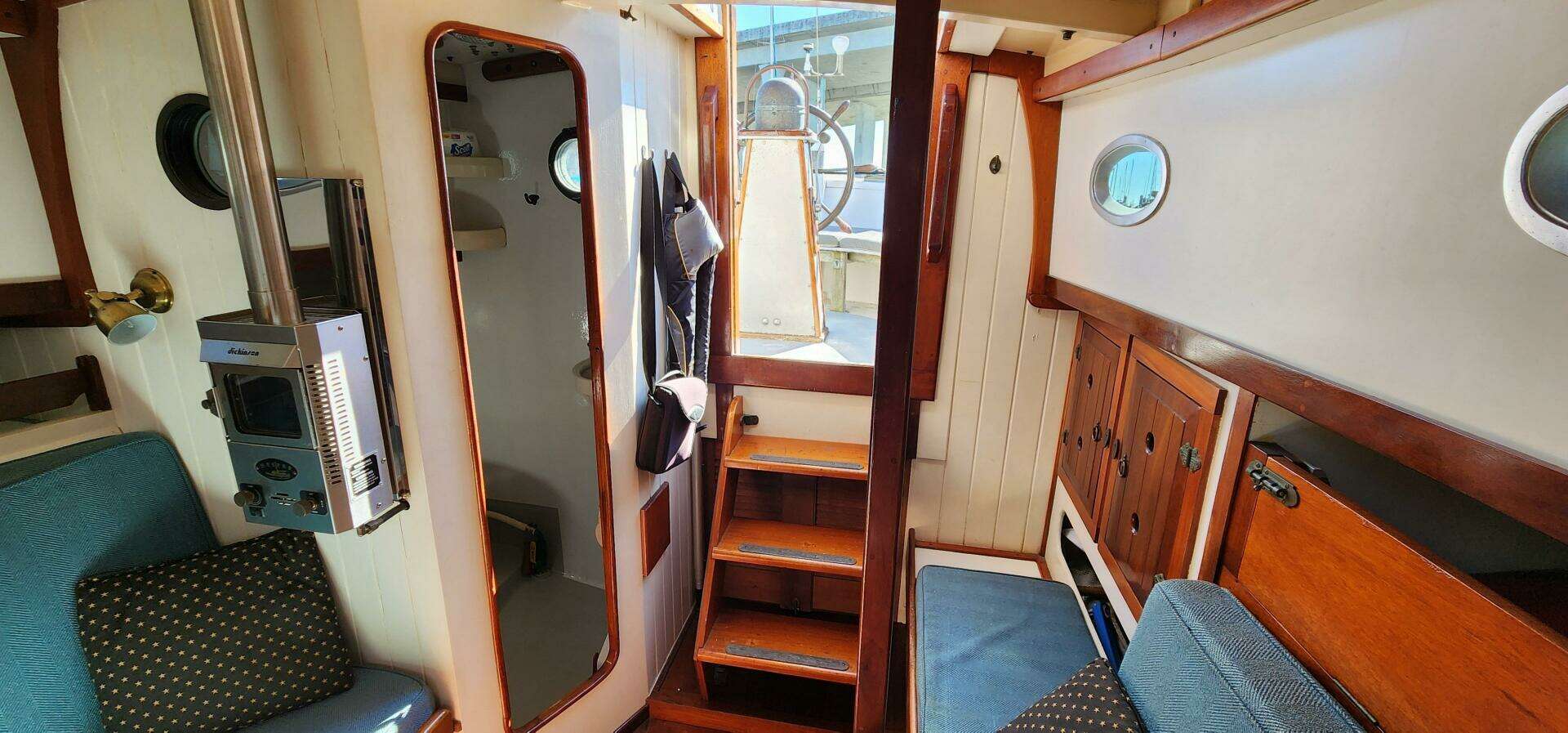 1996 Tillotson-Pearson Motorsailer 32 - Image 26