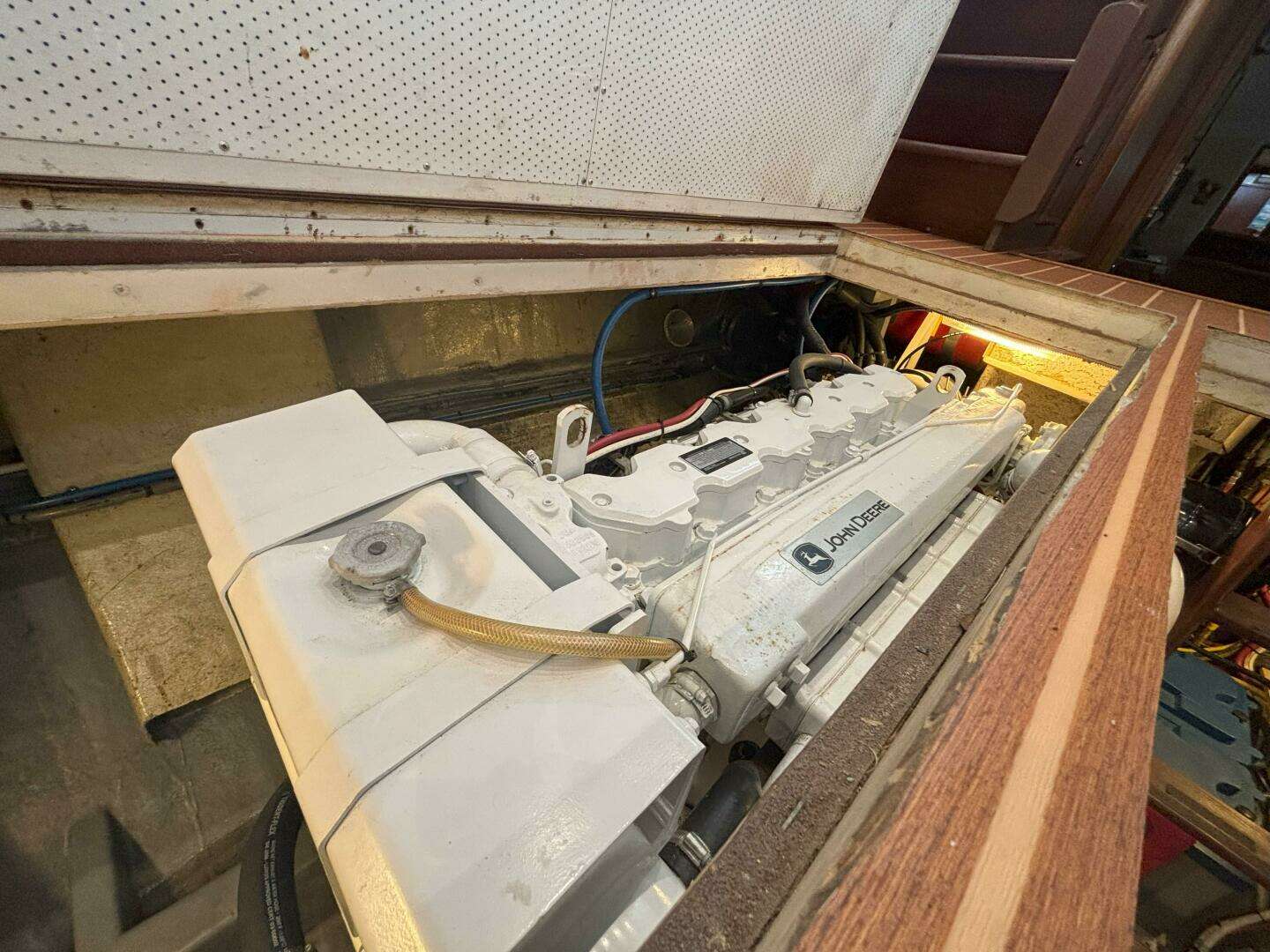 1972 Matthews 4 Flush Deck - Image 39