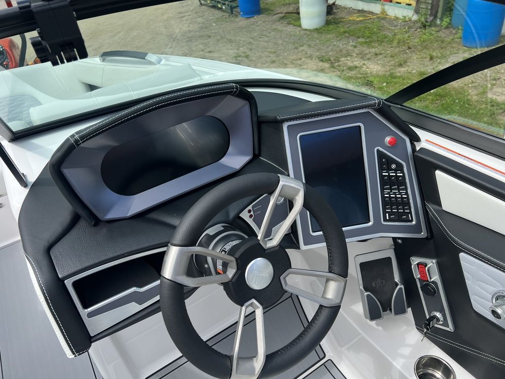 2024 MasterCraft X22 - 24