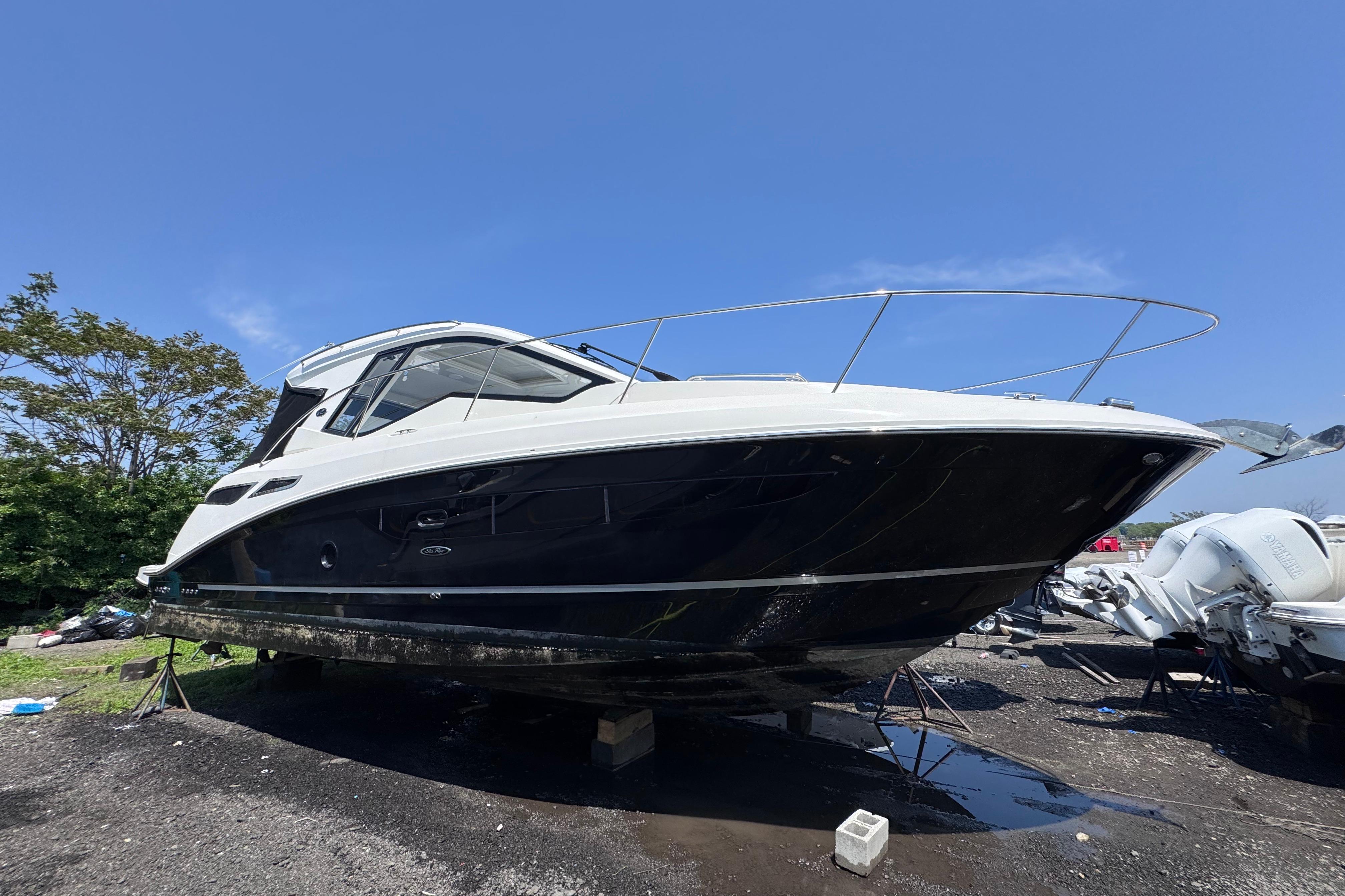 2019 Sea Ray Sundancer 350