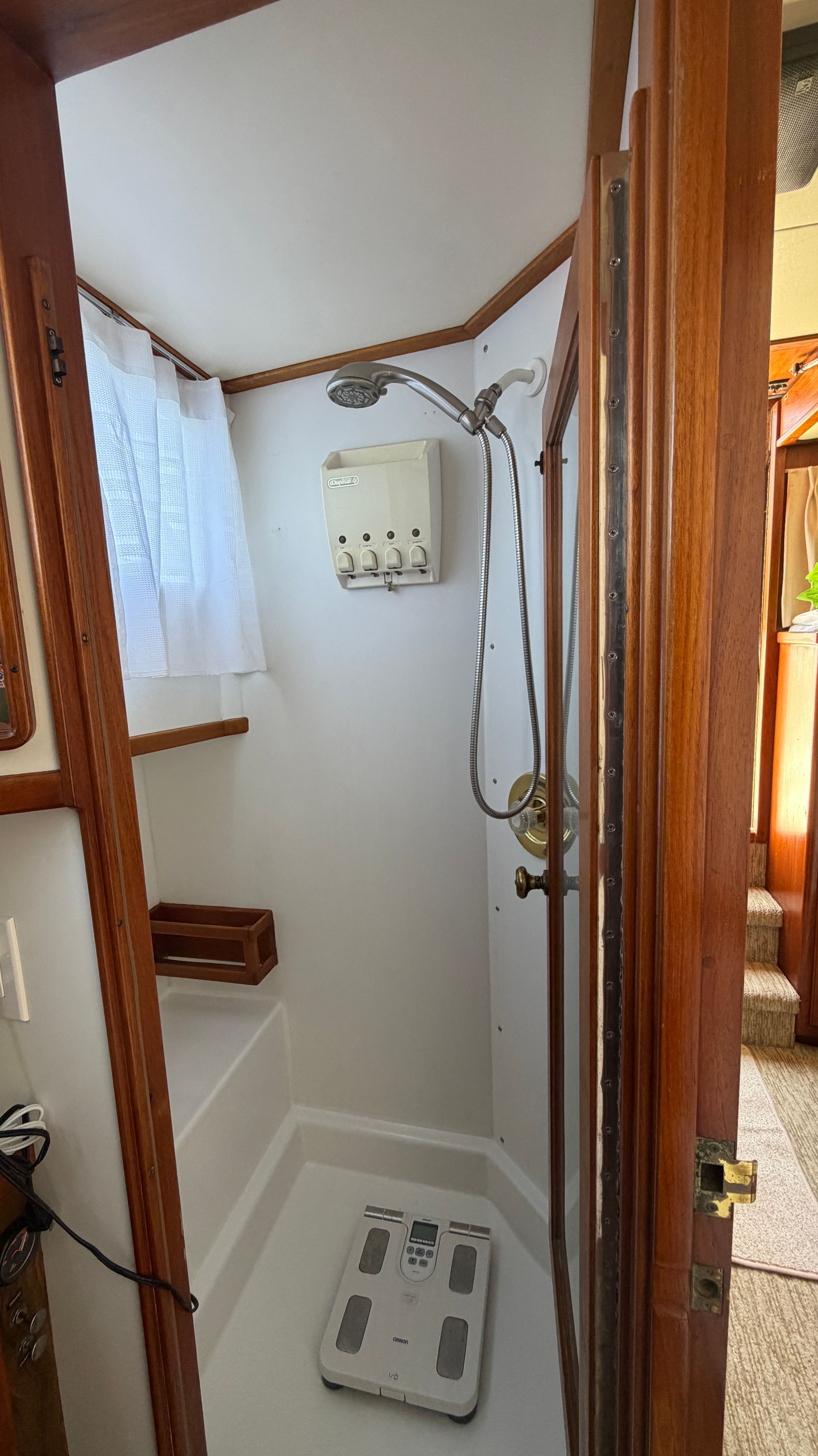 Interior view of a shower on a 1966 Drake Yachtfisher.
