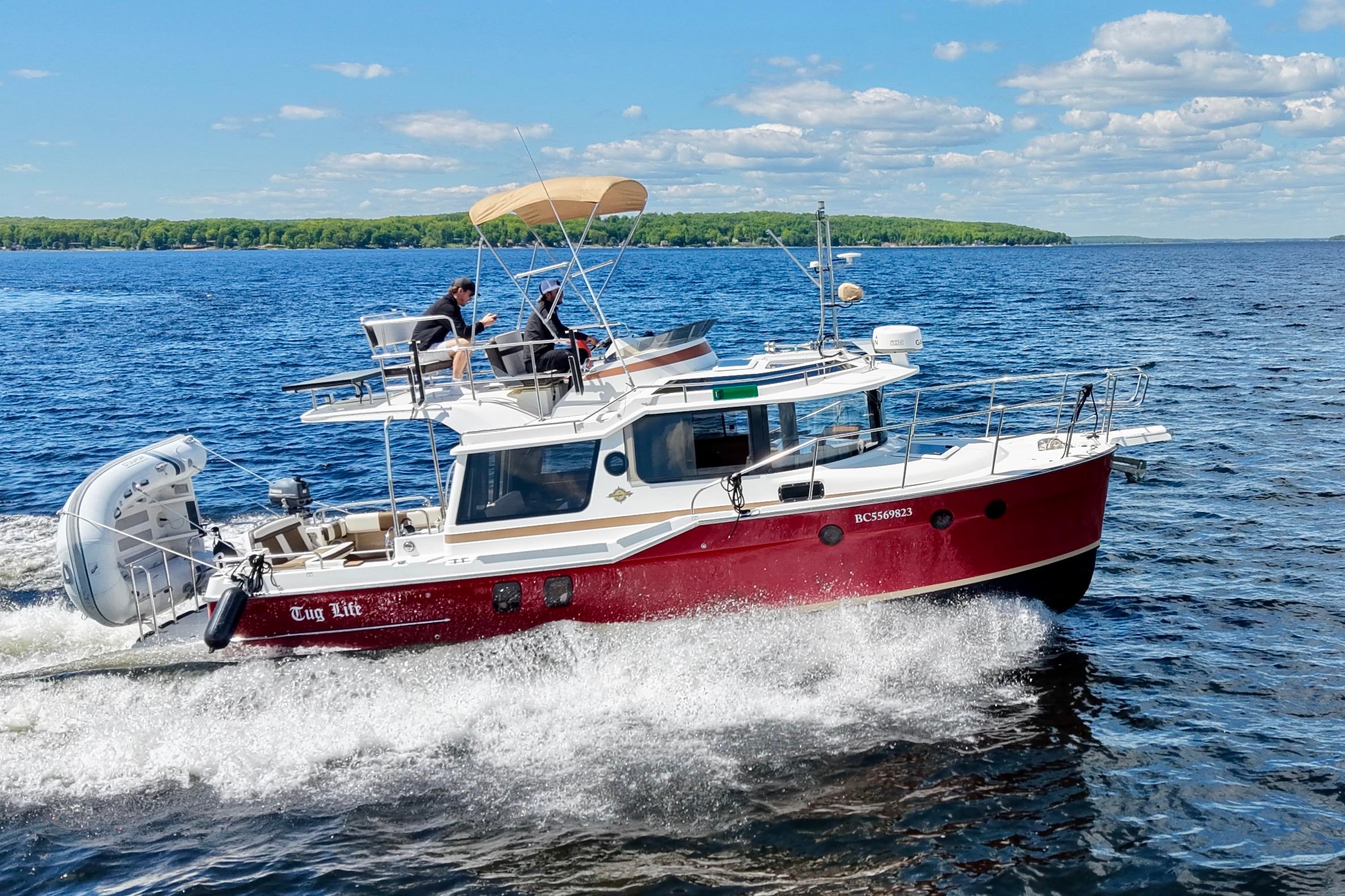 2017 Ranger Tugs R-29 CB