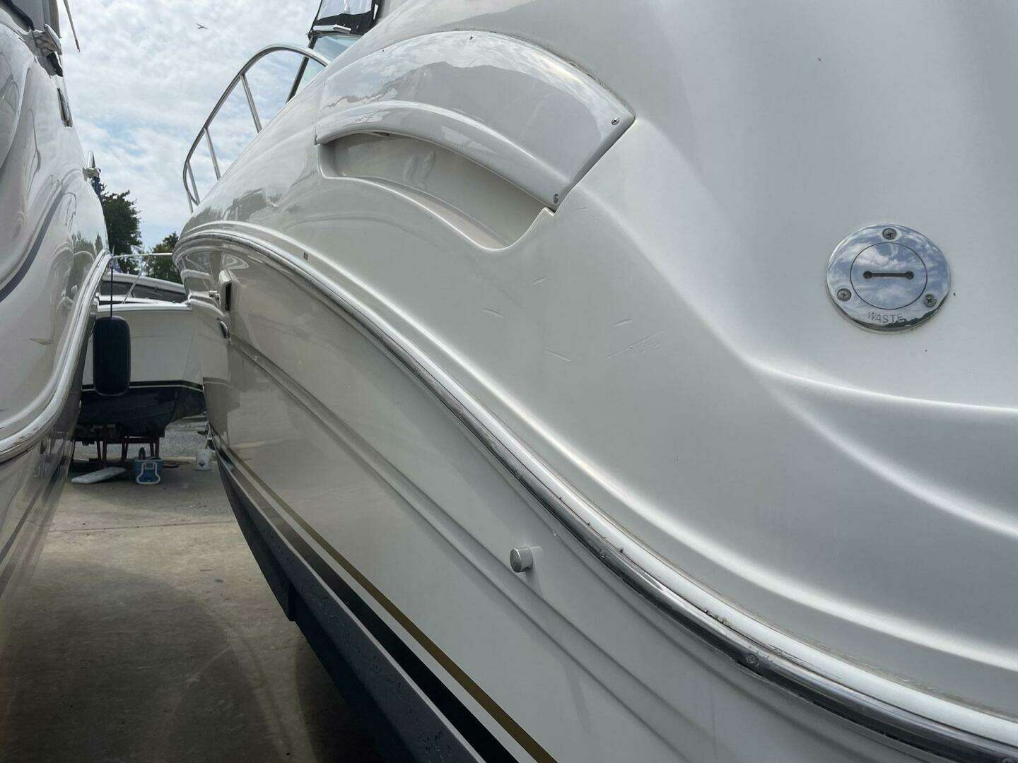 2003 Sea Ray 300 Sundancer - Image 38