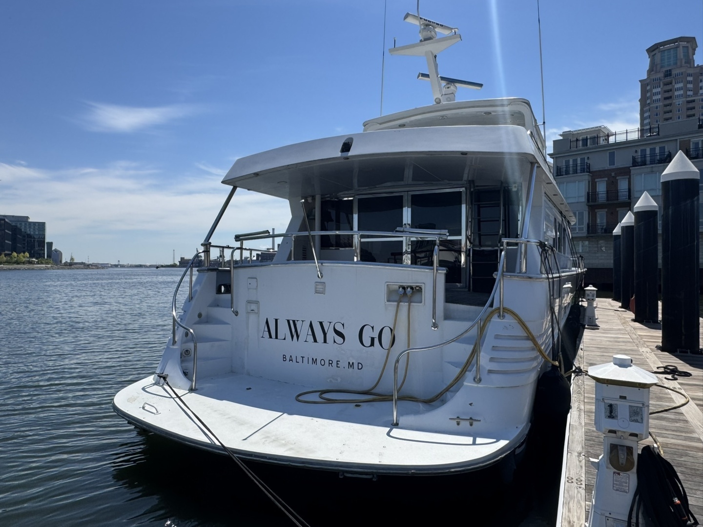 1997 Tarrab 77 Motor Yacht - Image 6