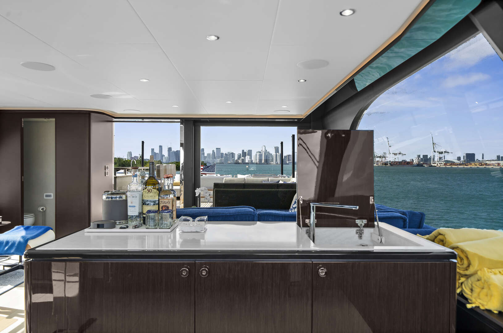 2024 Ocean Alexander 32L - Image 93