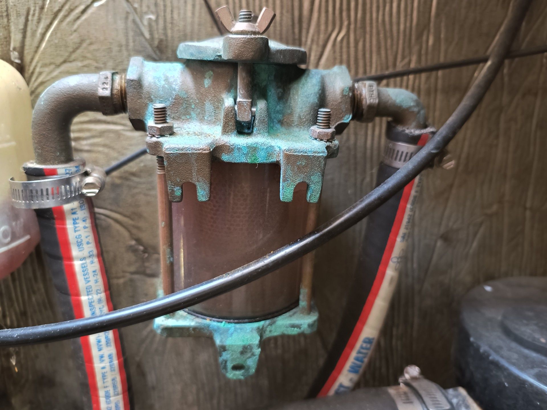 Fuel filter on Island Packet IP-27 boat, year 1985.