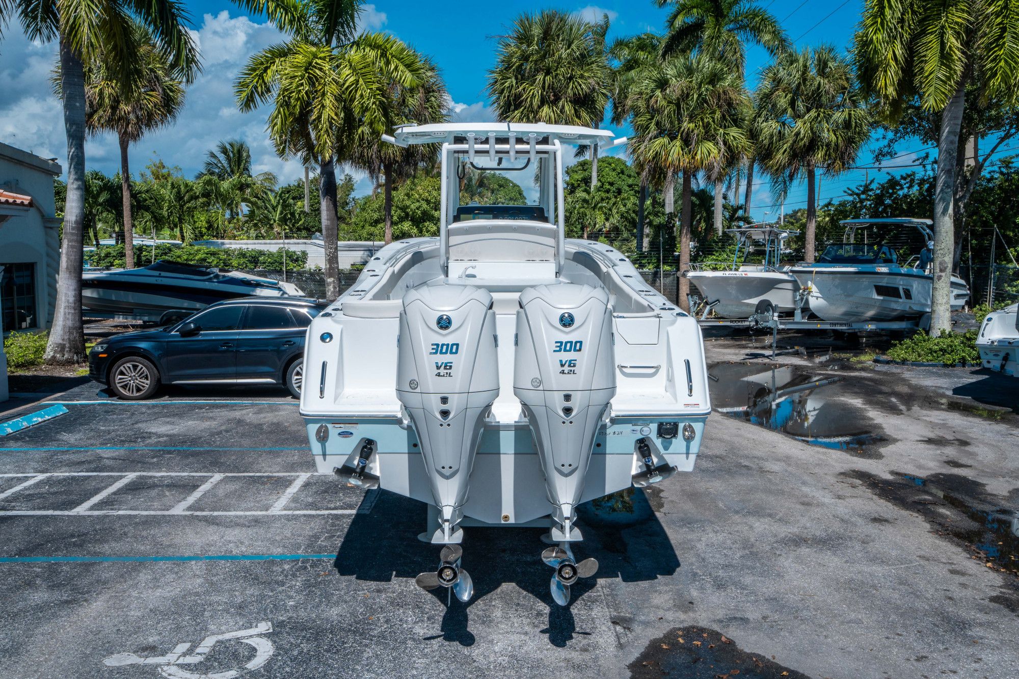 2026 Sea Hunt ULTRA 305 CB - 3