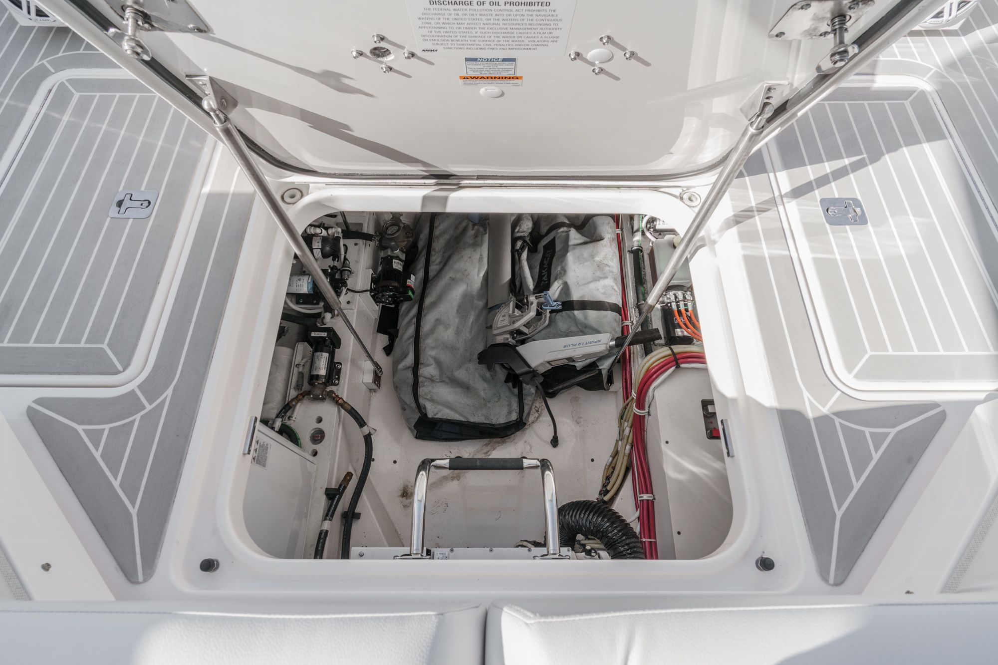 2023 Tiara Yachts 48 LS - 60