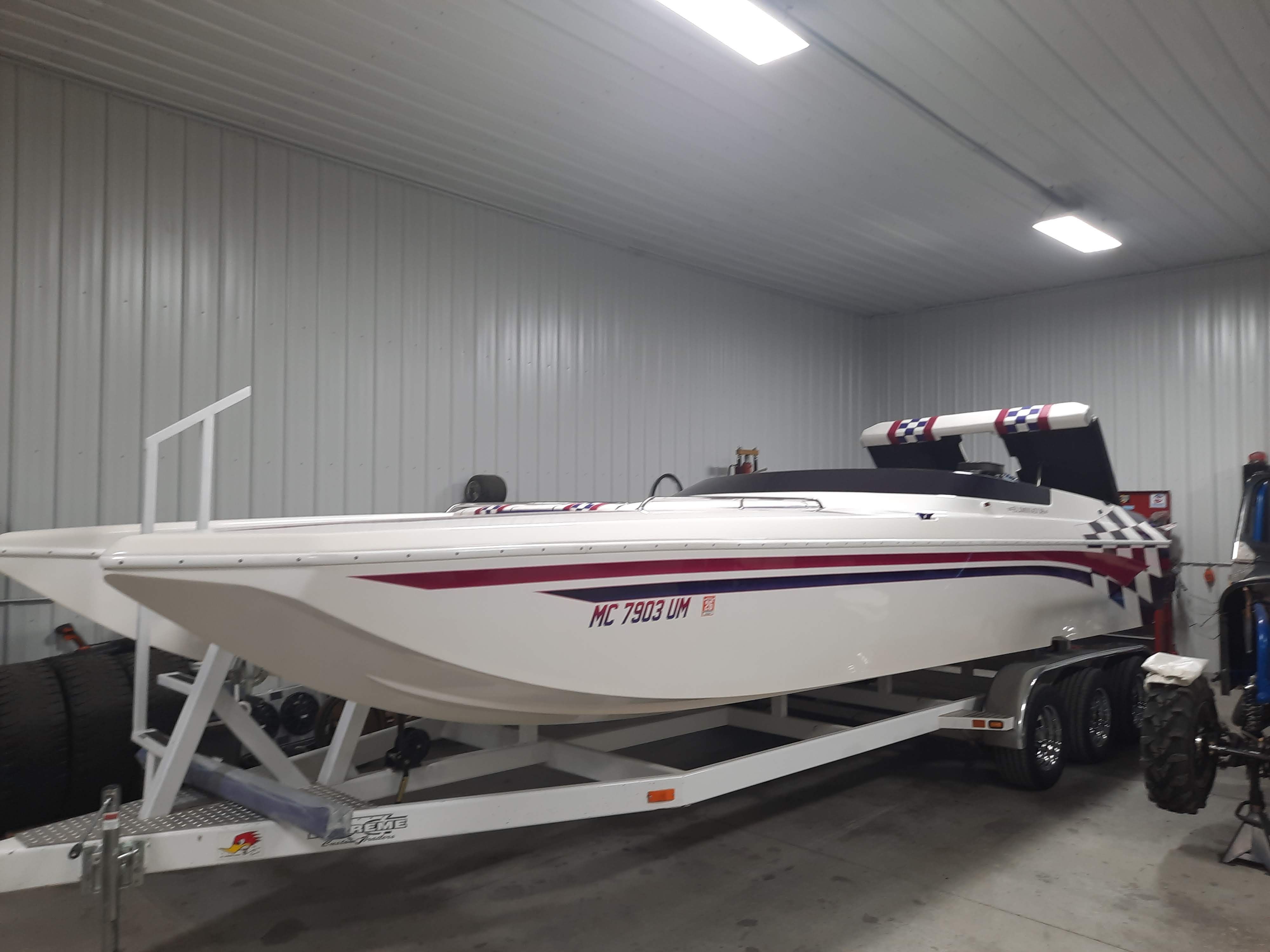 1999 Eliminator 25ft Performance Open Bow Catamaran