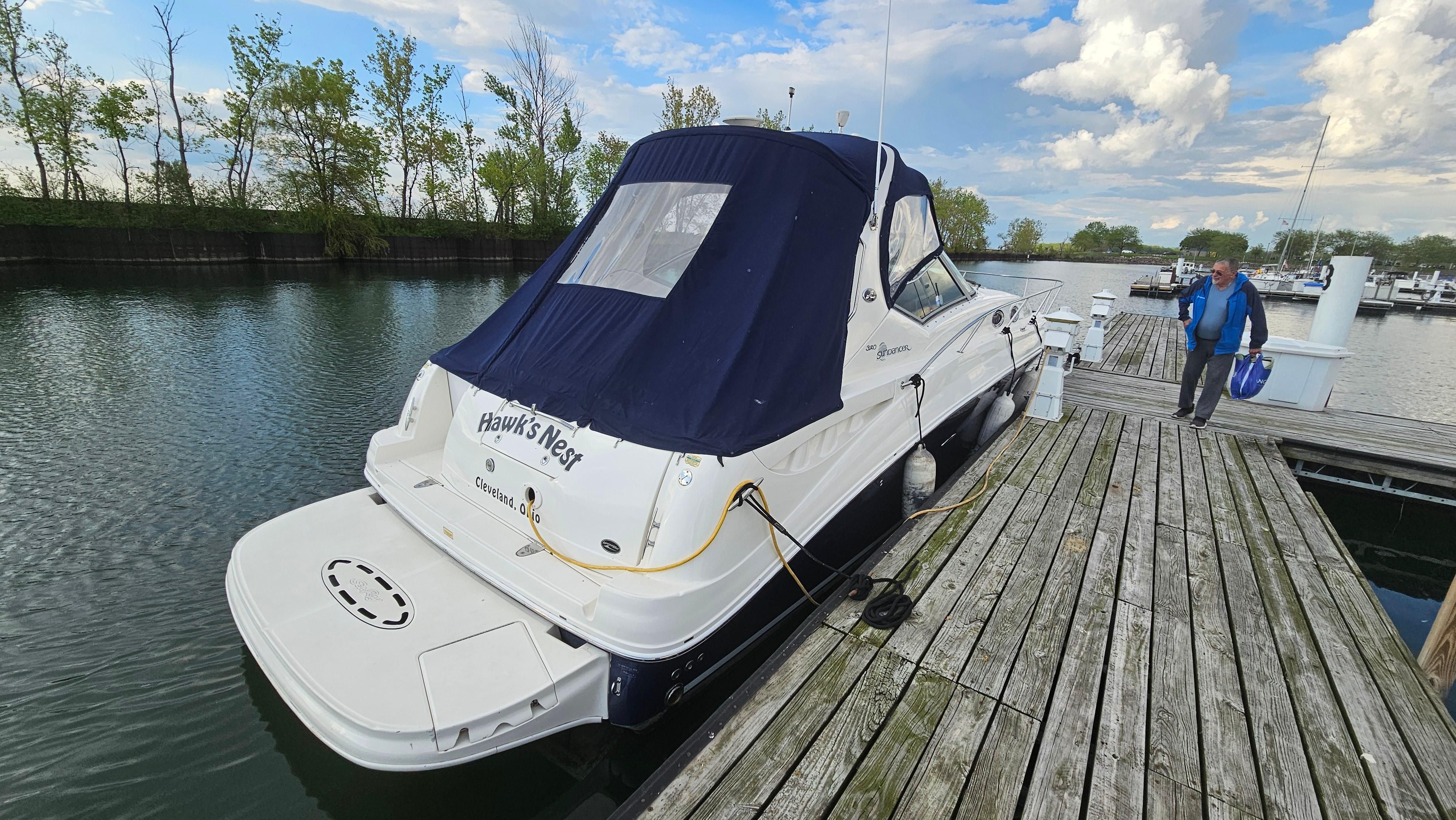 2005 Sea Ray Sundancer 320