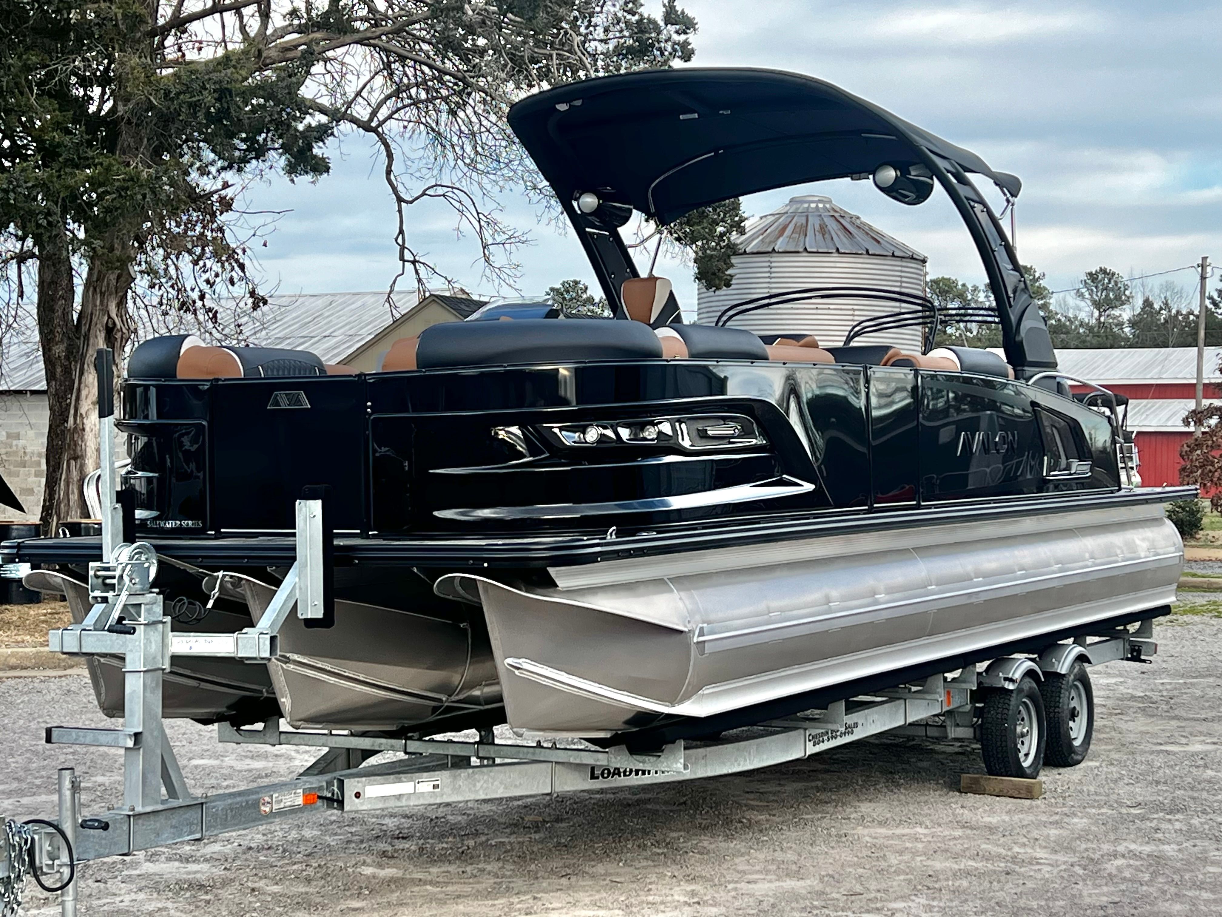2026 Avalon Excalibur LTD 25' Flex Lounge Triple-Toon - IN STOCK