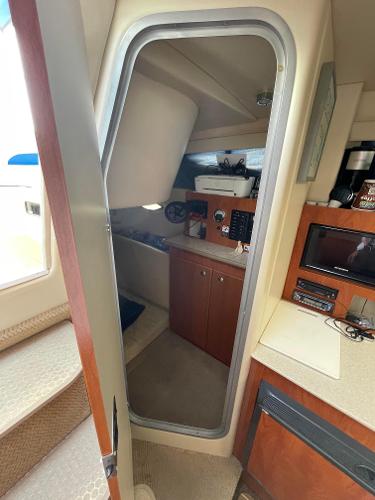 2007 Bayliner 300 - 15