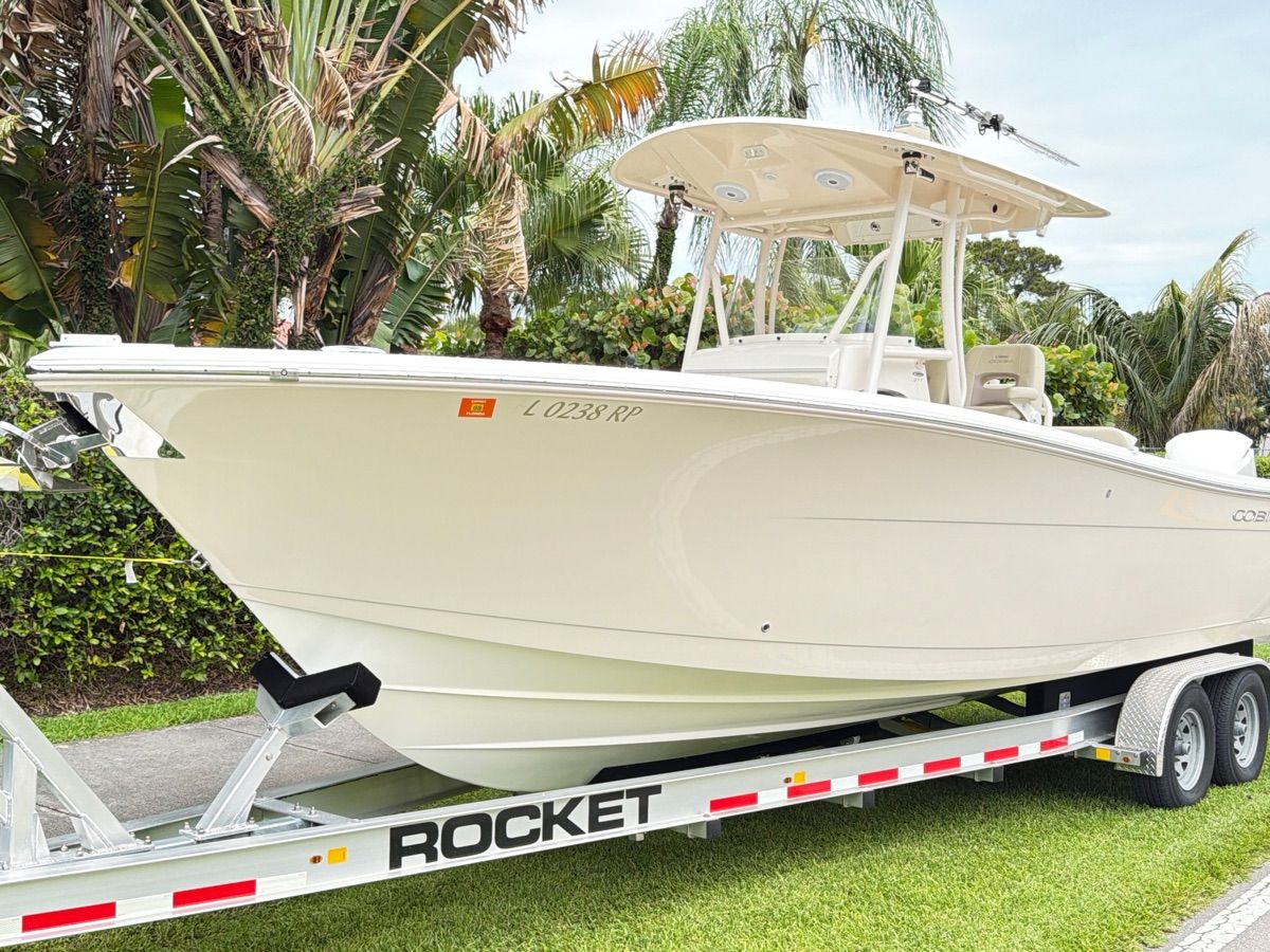 2018 Cobia 277 Center Console - 2