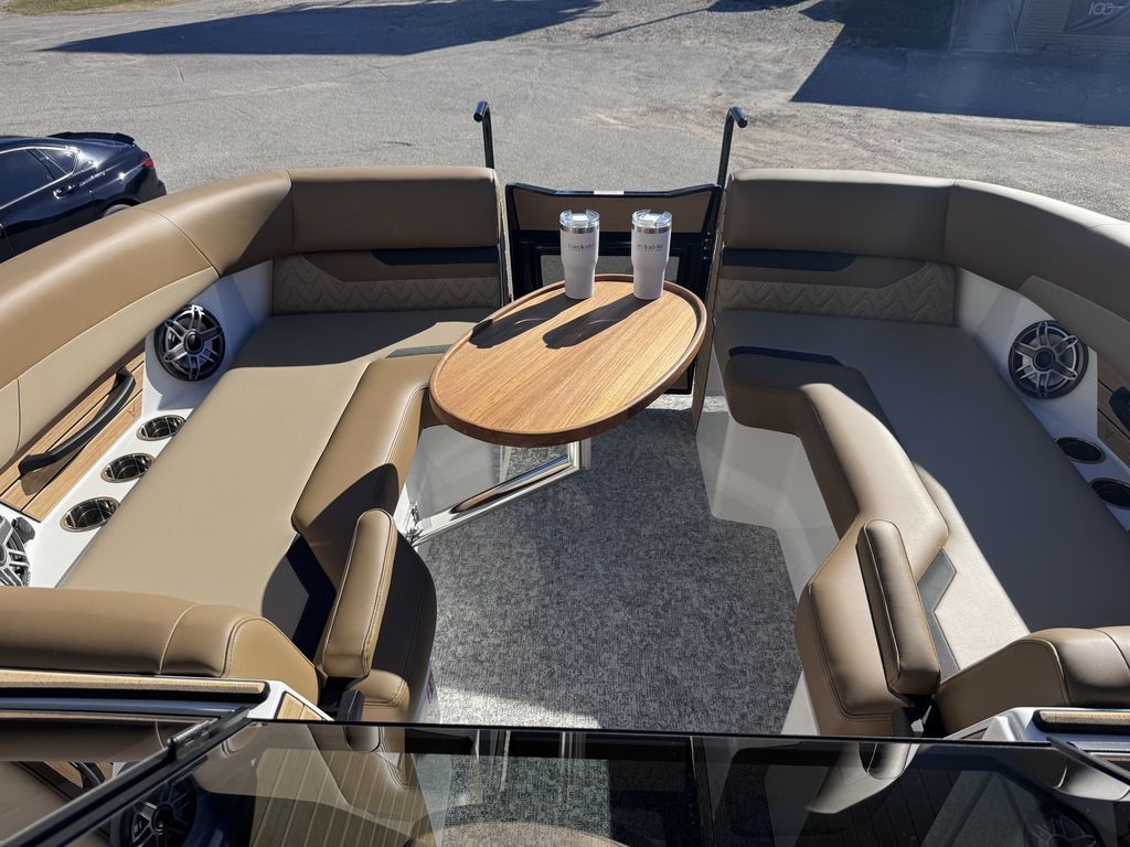 2026 Revel RS25L - 46