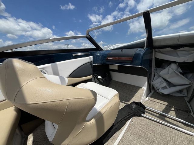 2016 Glastron GT 207 - 6