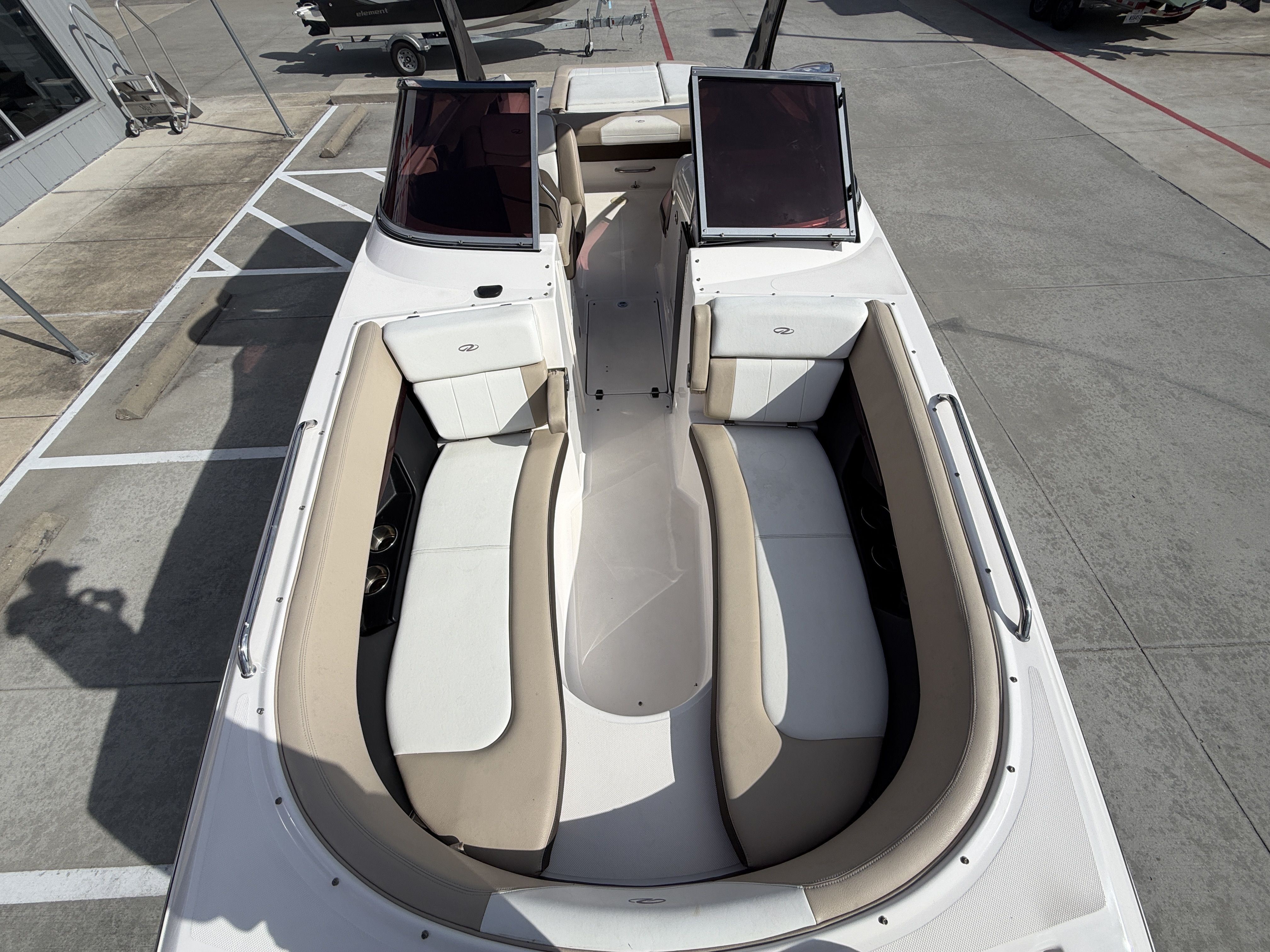 2013 Regal 27 FAST DECK - 26