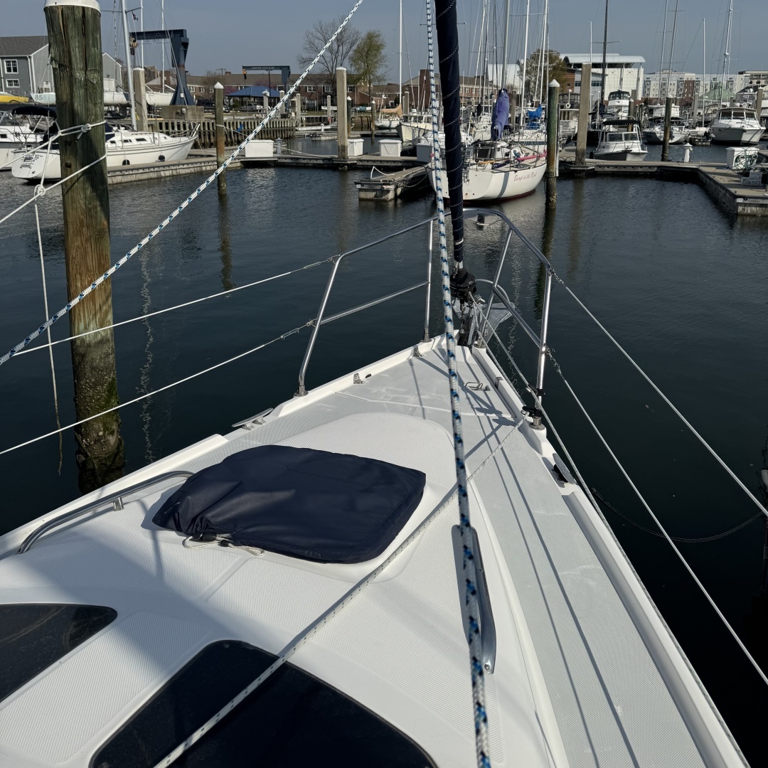 2002 Hunter 326 - Image 19