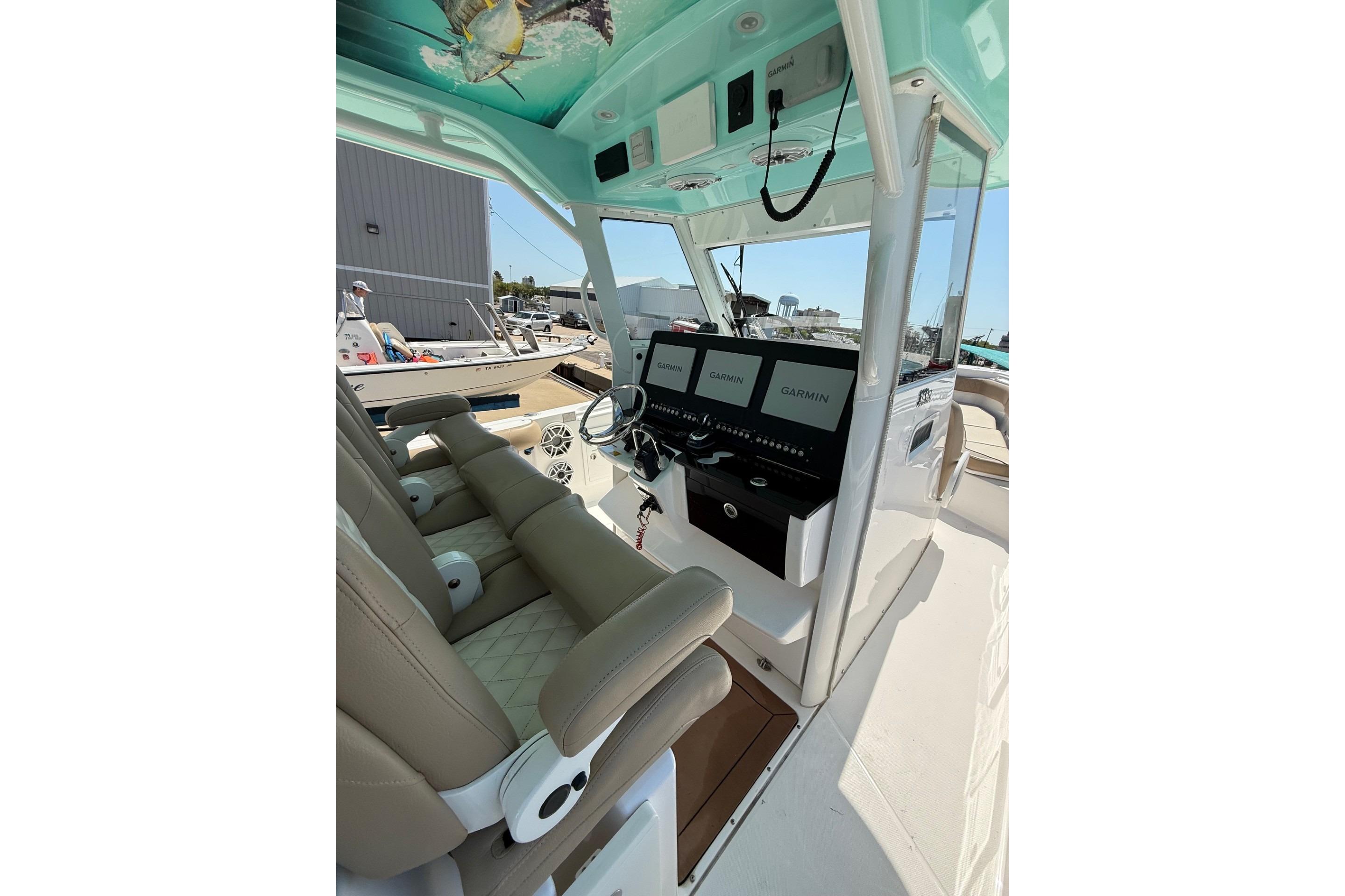2021 Everglades 365 Center Console