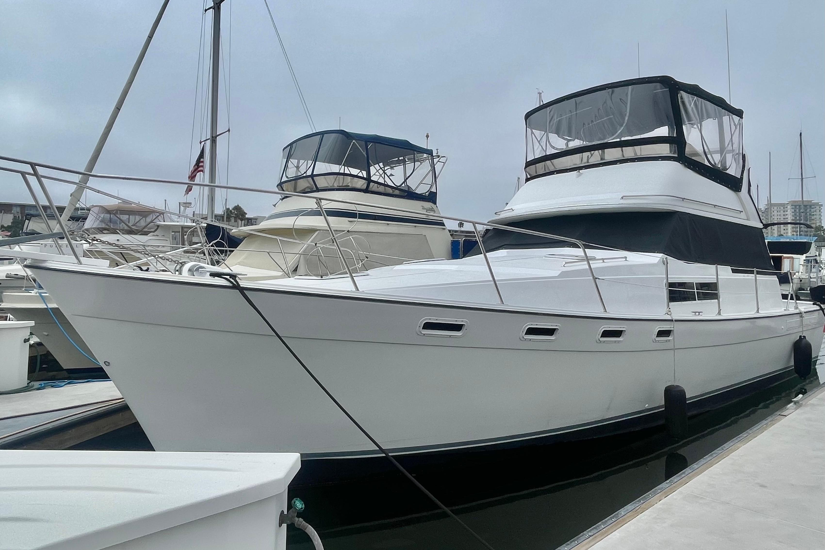 1983 Bayliner 3888 MY Sedan