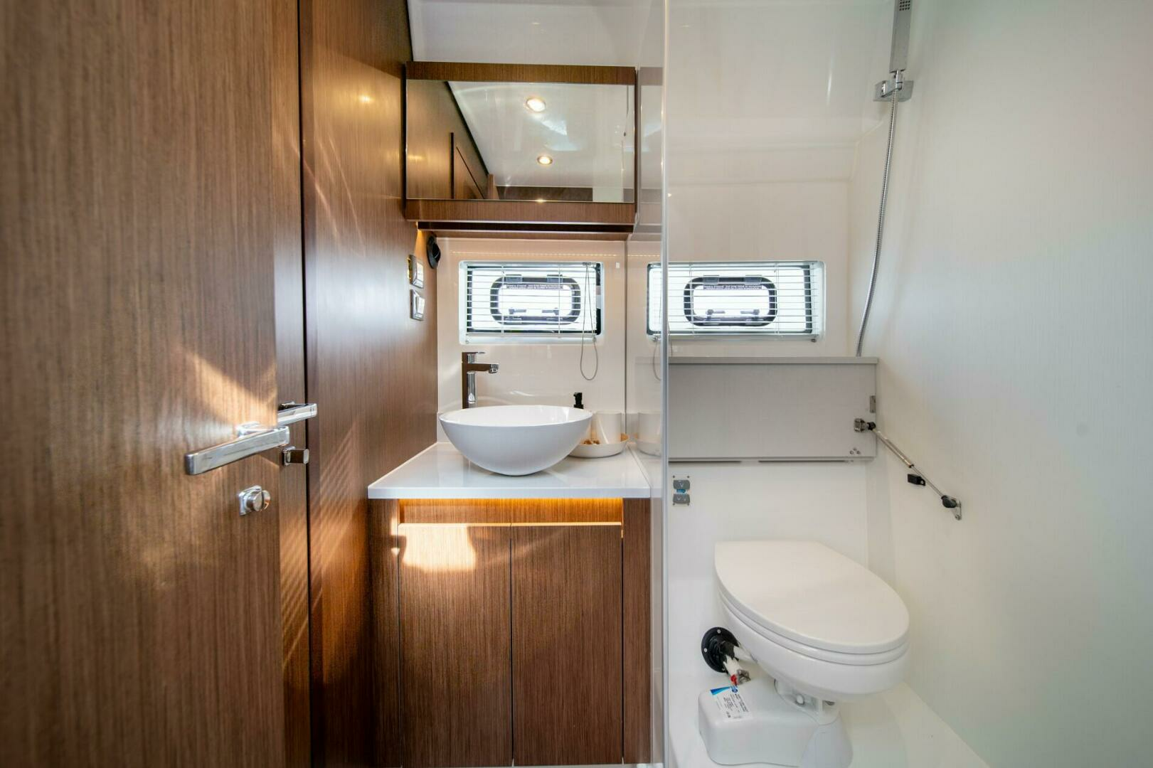 2025 Beneteau Antares 12 - Image 18