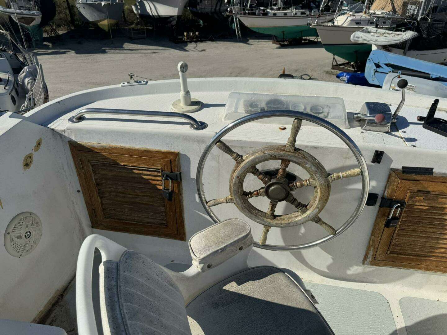 1986 Marine Trader 34 Double Cabin - Image 53