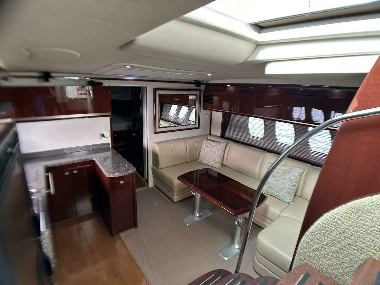 2008 Sea Ray 480 Sundancer - Image 33