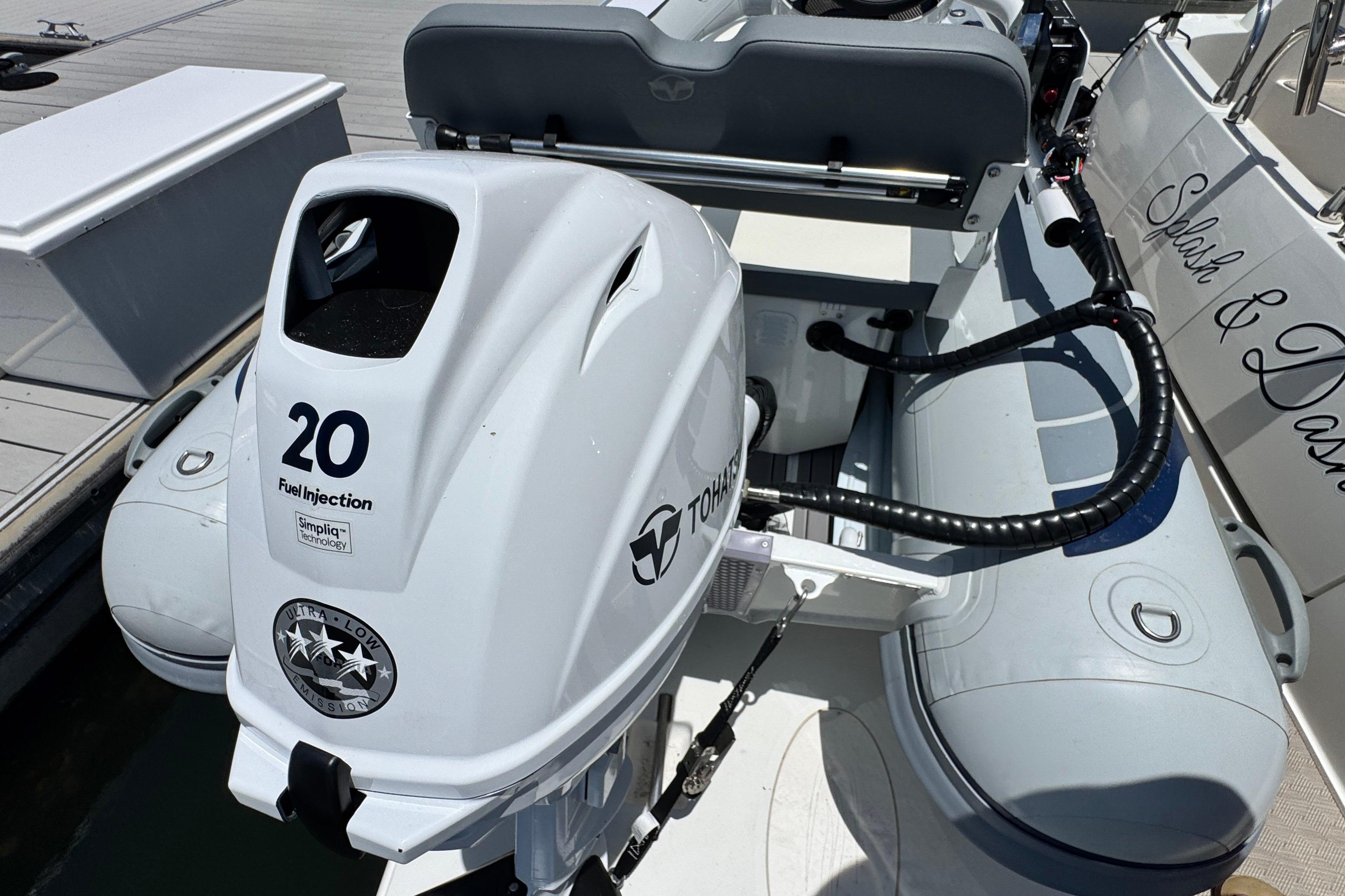 Tohatsu 20HP outboard motor on a 2007 Carver 47 Motor Yacht
