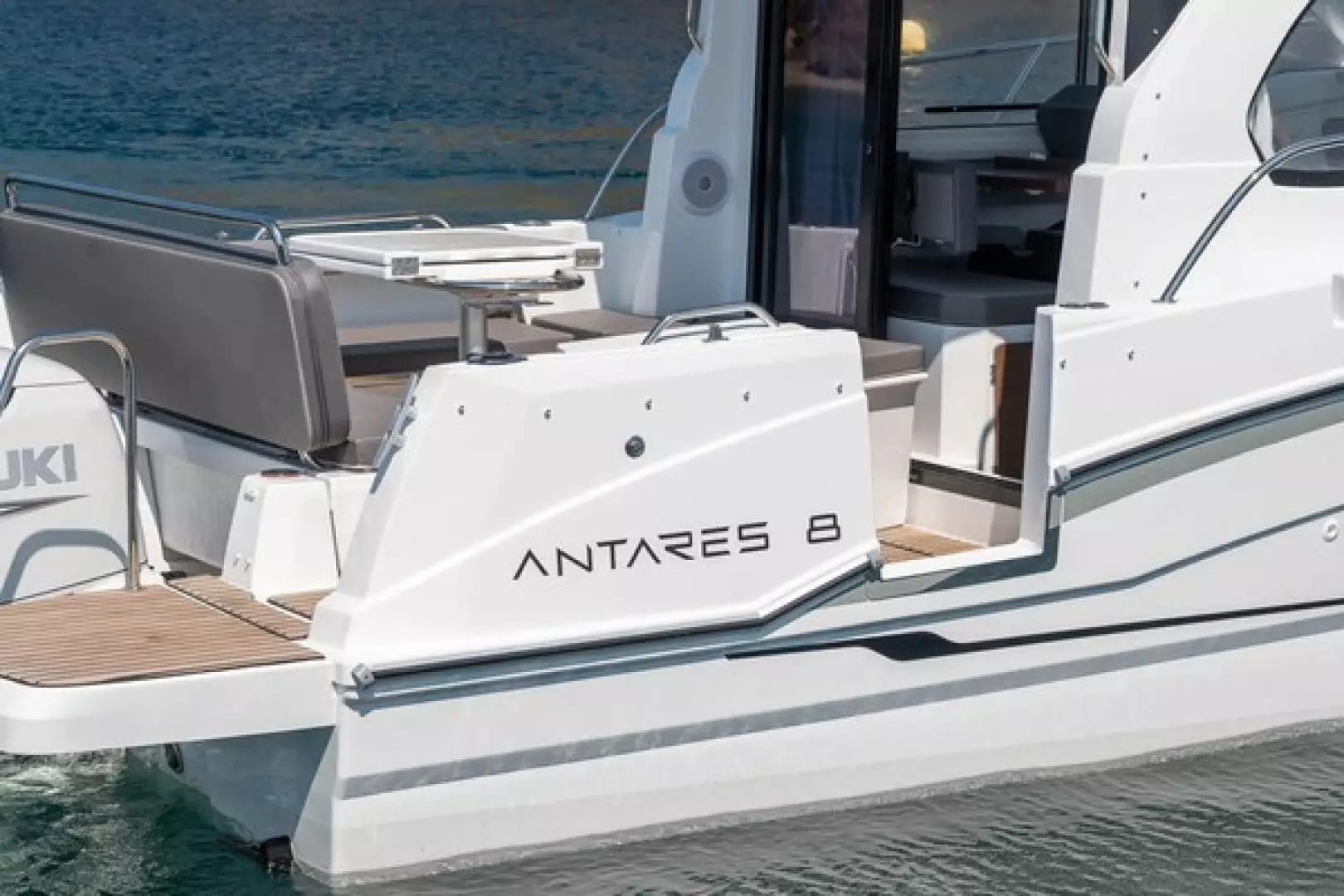 2026 Beneteau Antares 8 - Image 4