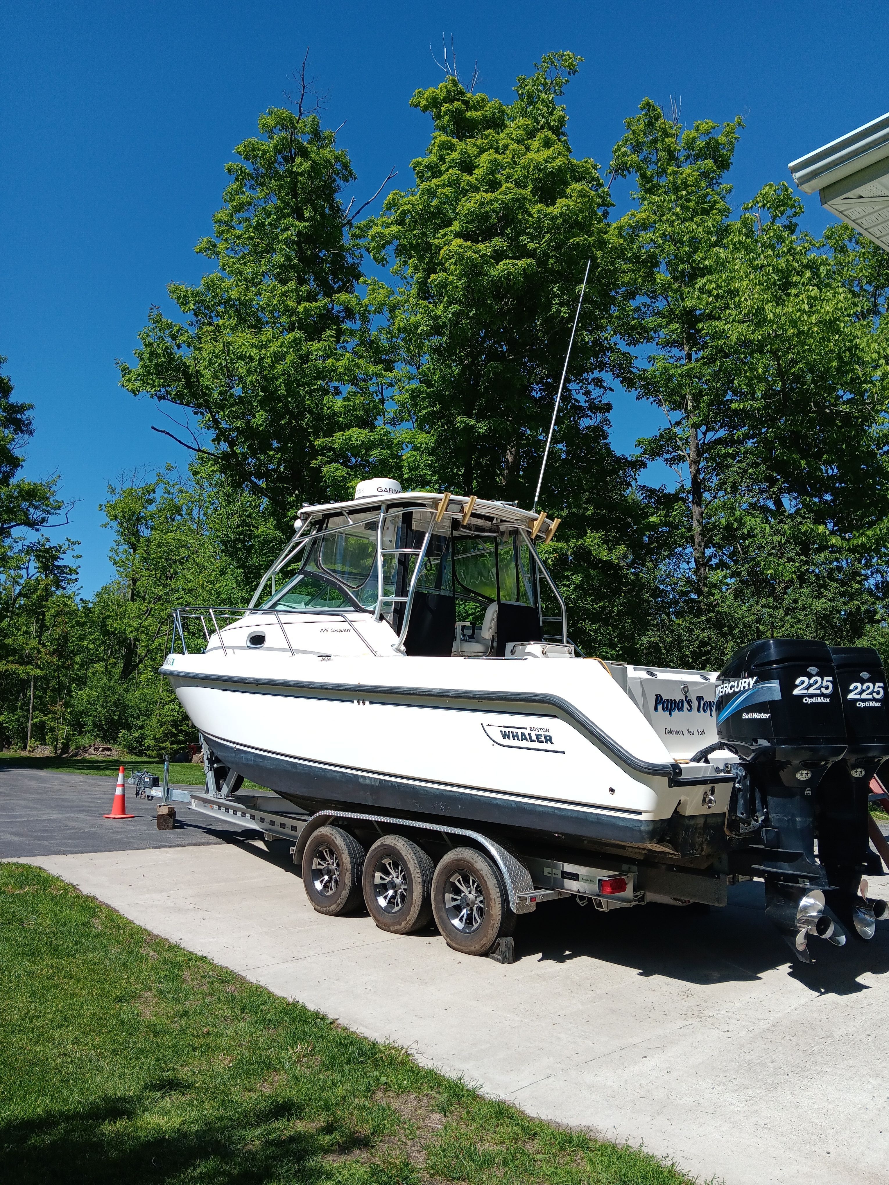 2004 Boston Whaler 275 Conquest - 11