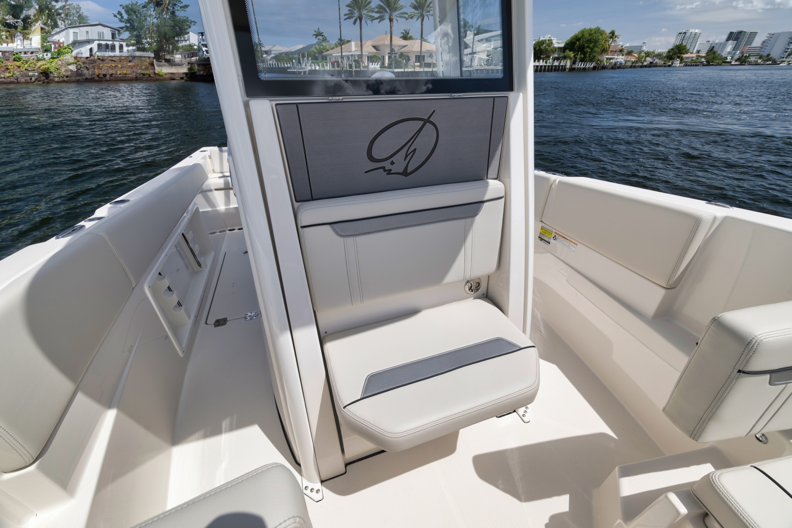 2026 Sailfish 252 CC - Image 6