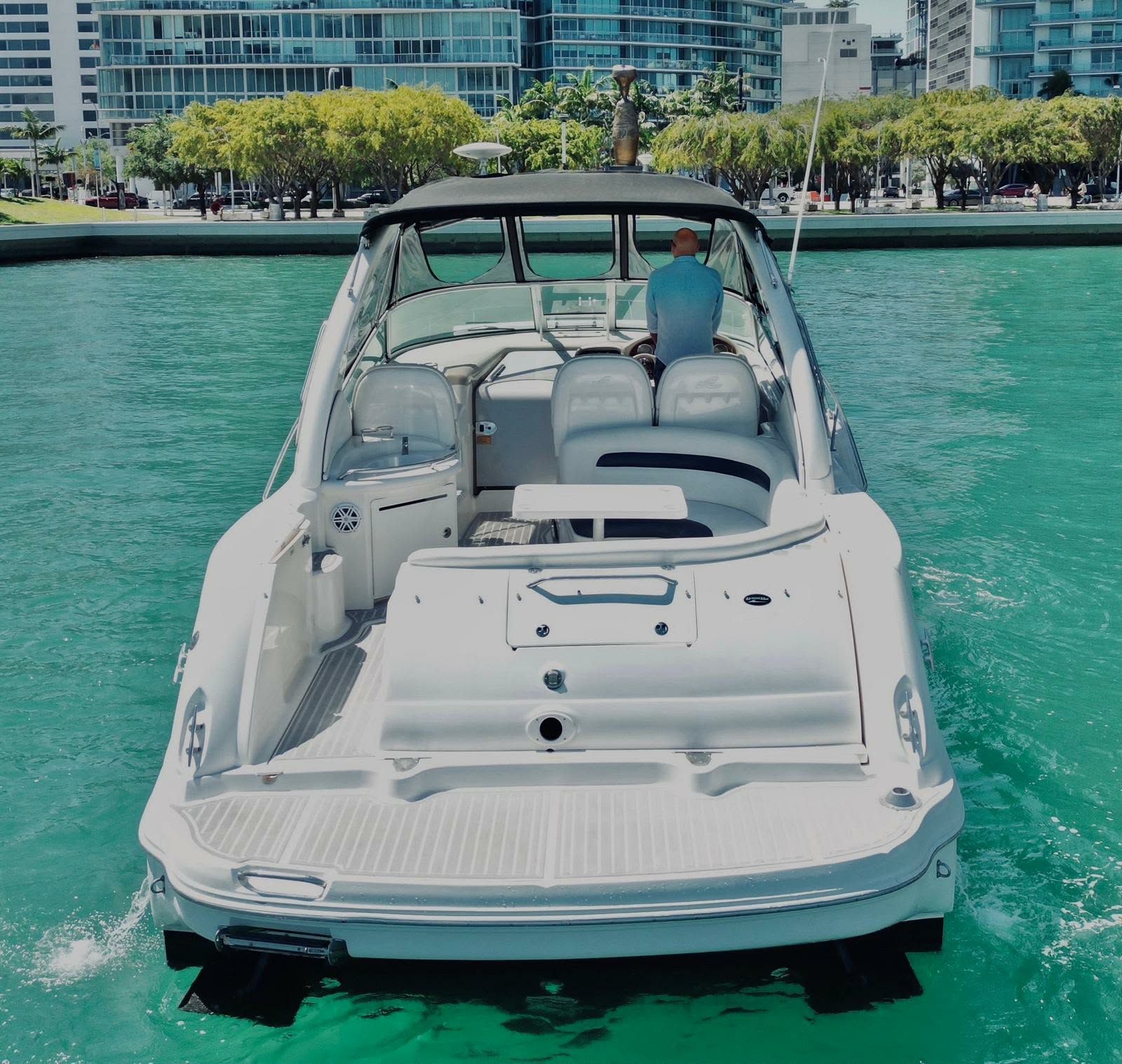 2004 Sea Ray Sundancer - 18