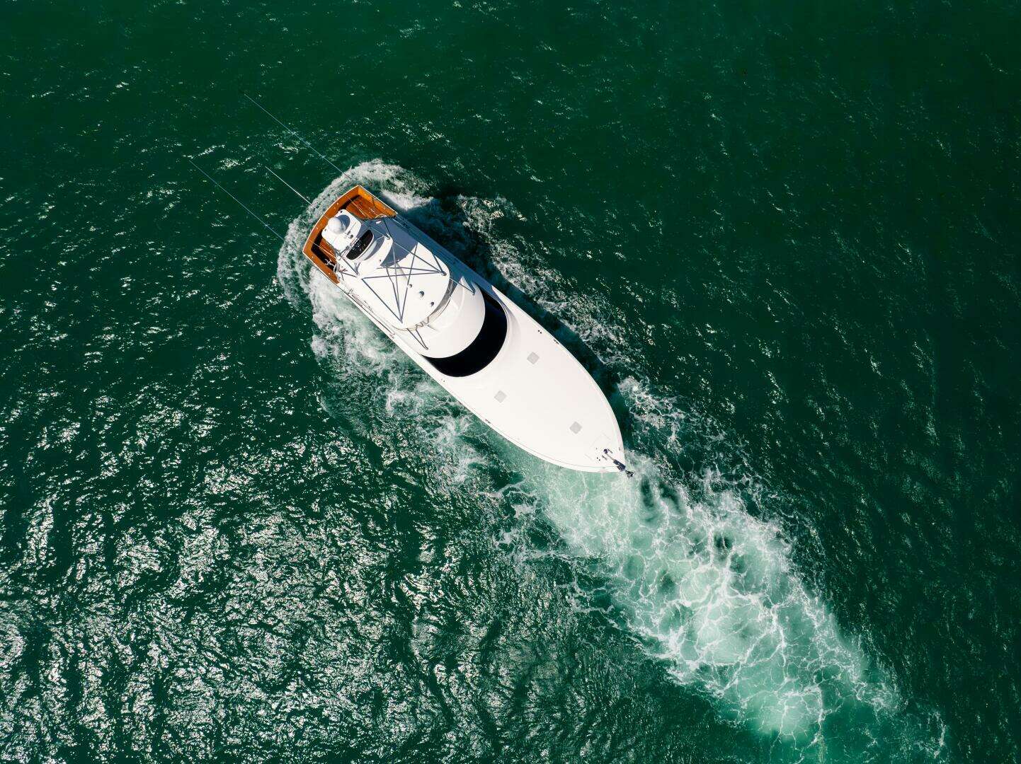 2011 Viking 70 Convertible - Image 21