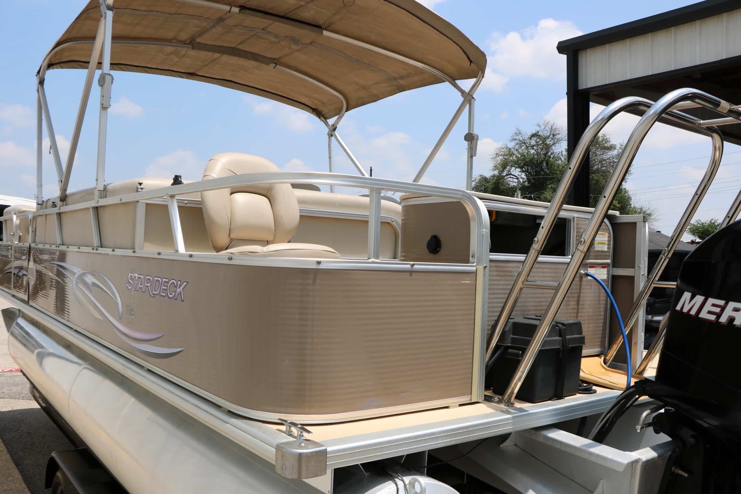 2011 Starcraft Stardeck 226 CRUISE N FISH - 7