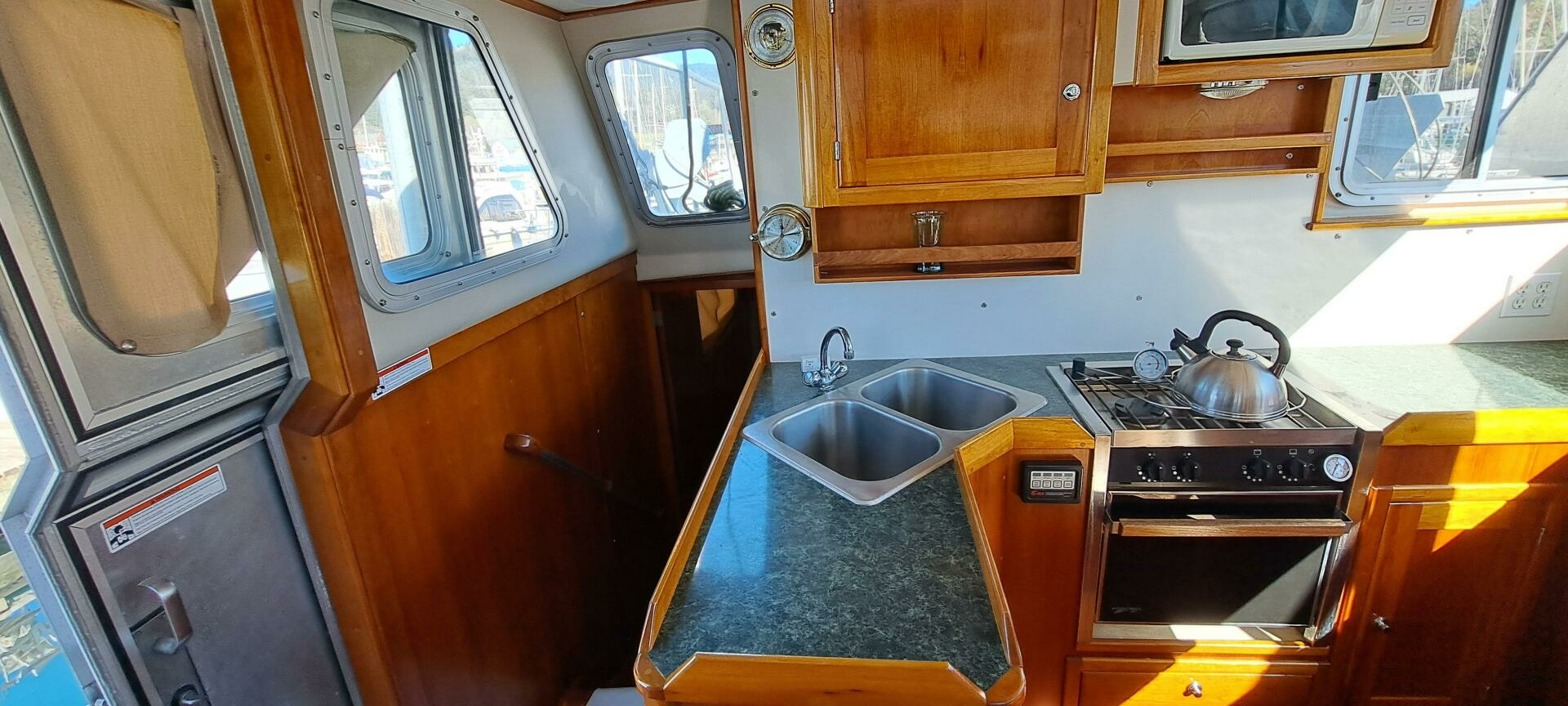 1999 Rozema Boat Works — - Image 7
