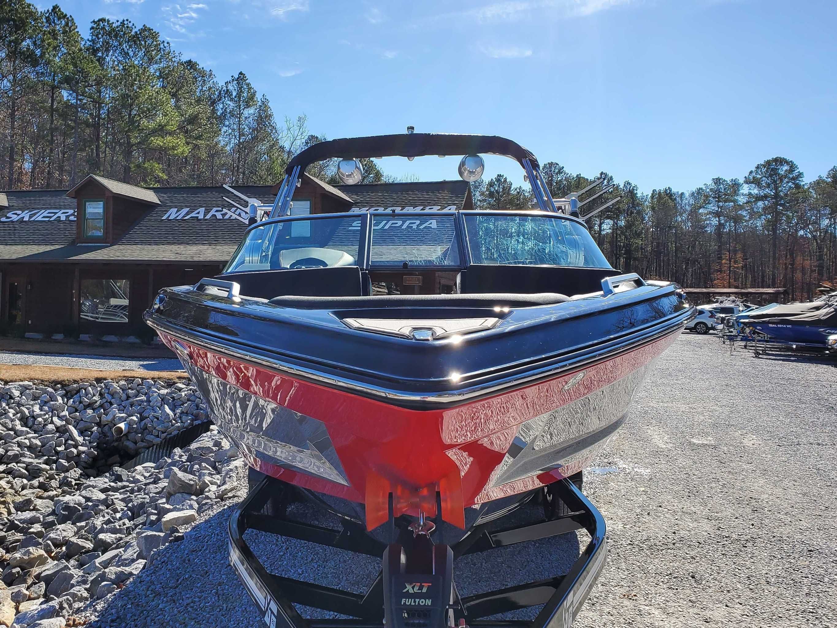 2021 MasterCraft XT25 - 4