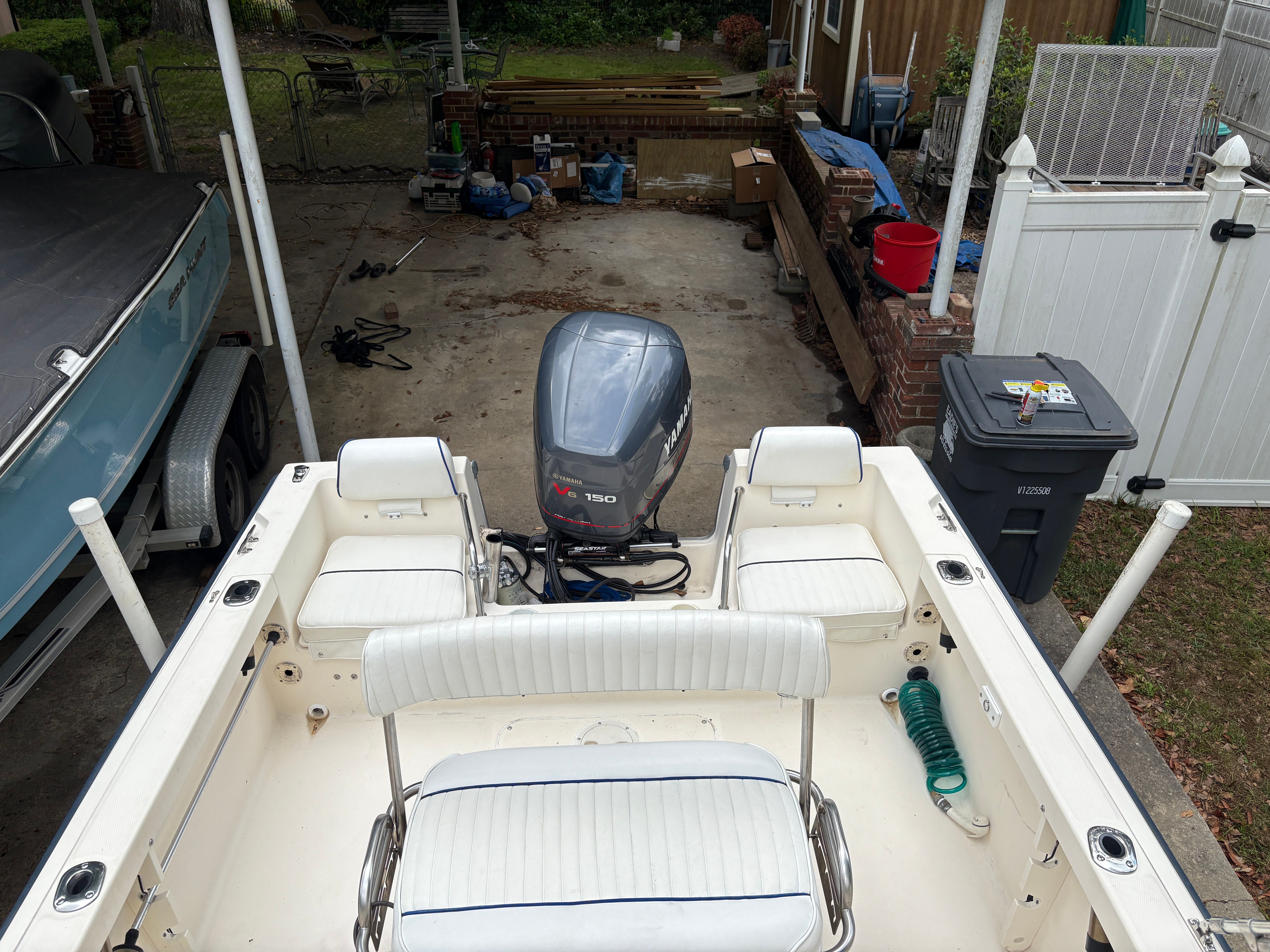 2002 Sea Hunt Tritan 202 - 6
