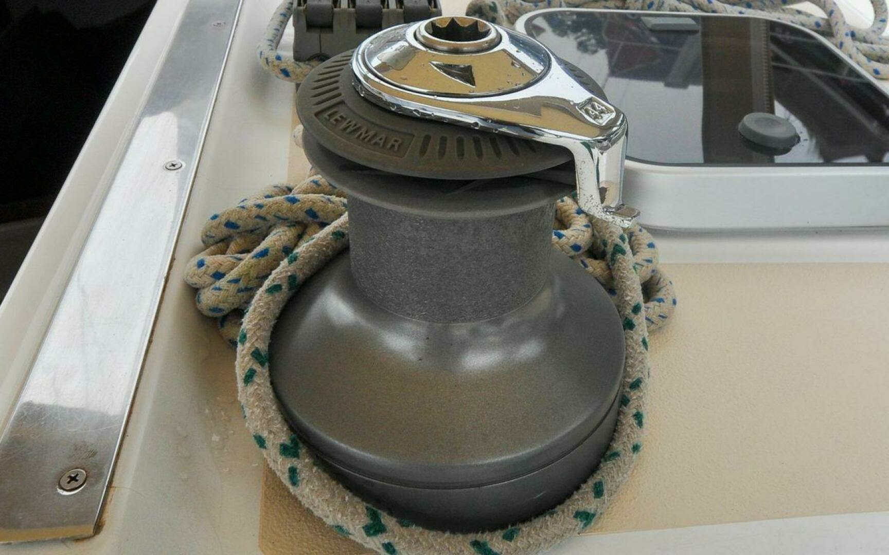 2000 J Boats J/42 - Image 31
