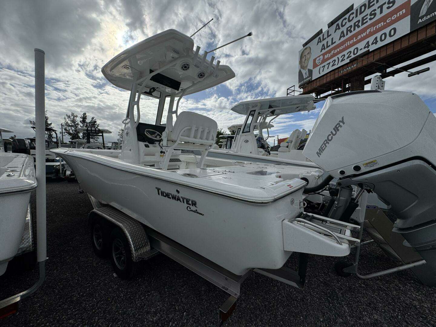 2026 Tidewater 2500 Carolina Bay - Image 9